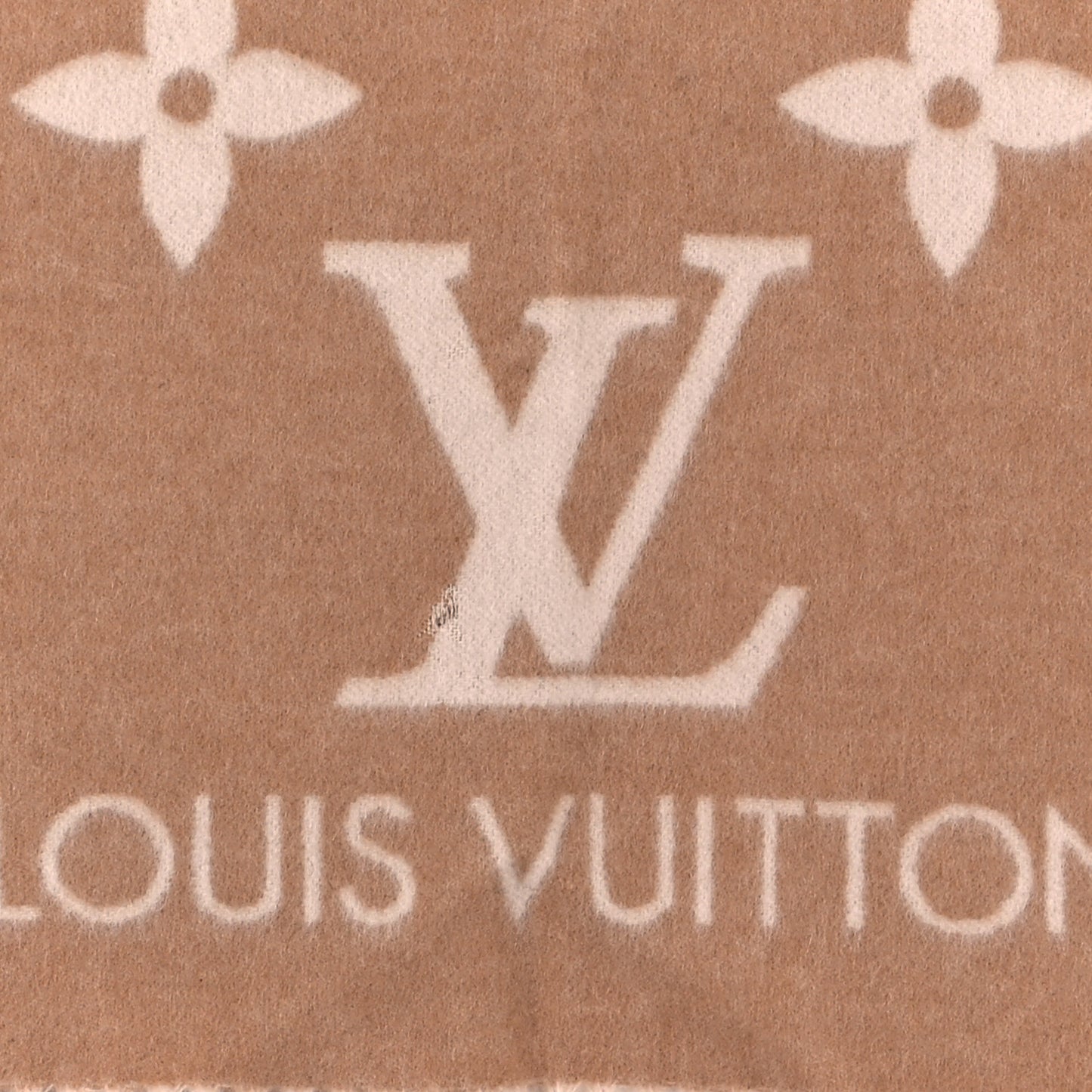Cashmere Monogram Reykjavik Scarf Beige