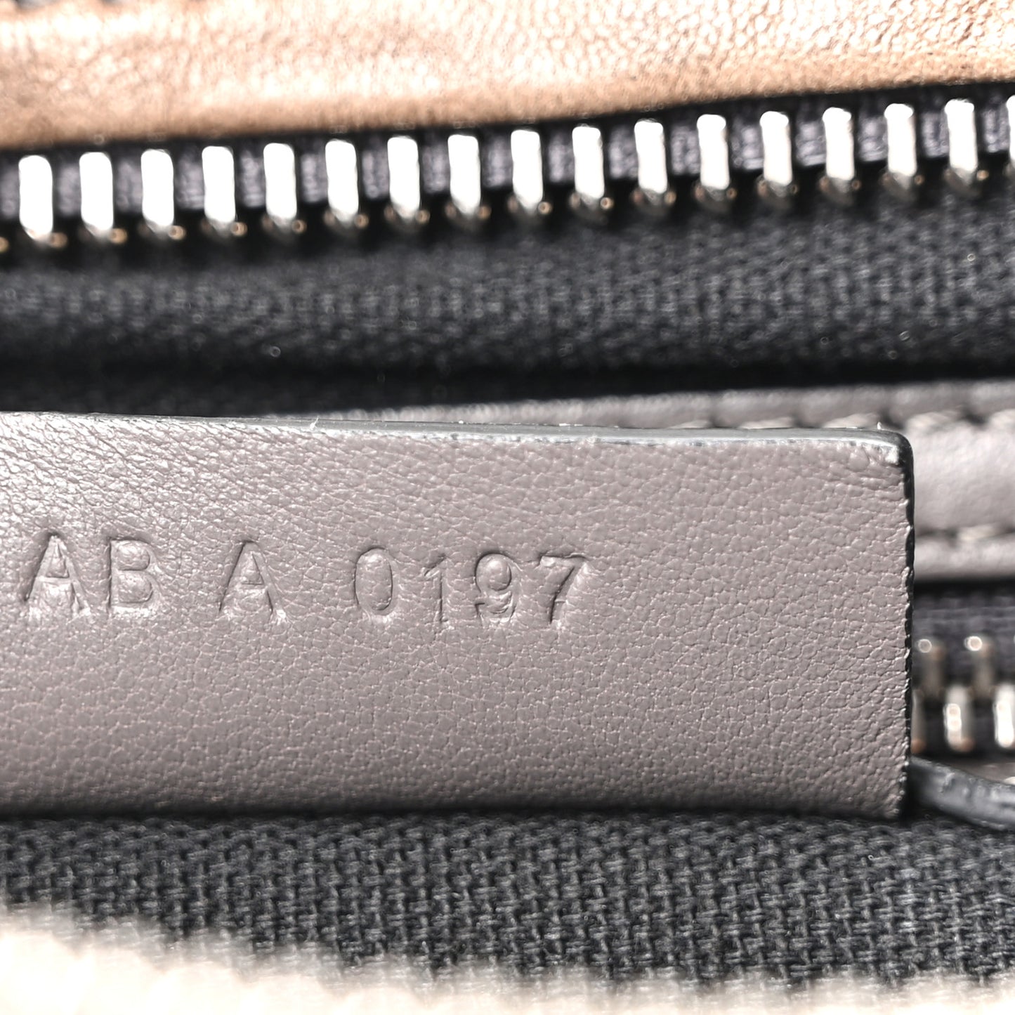 Tumbled Sheepskin Medium Pandora Charcoal