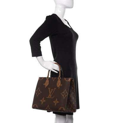 Louis Vuitton Reverse Monogram Giant Onthego MM 3 of 10
