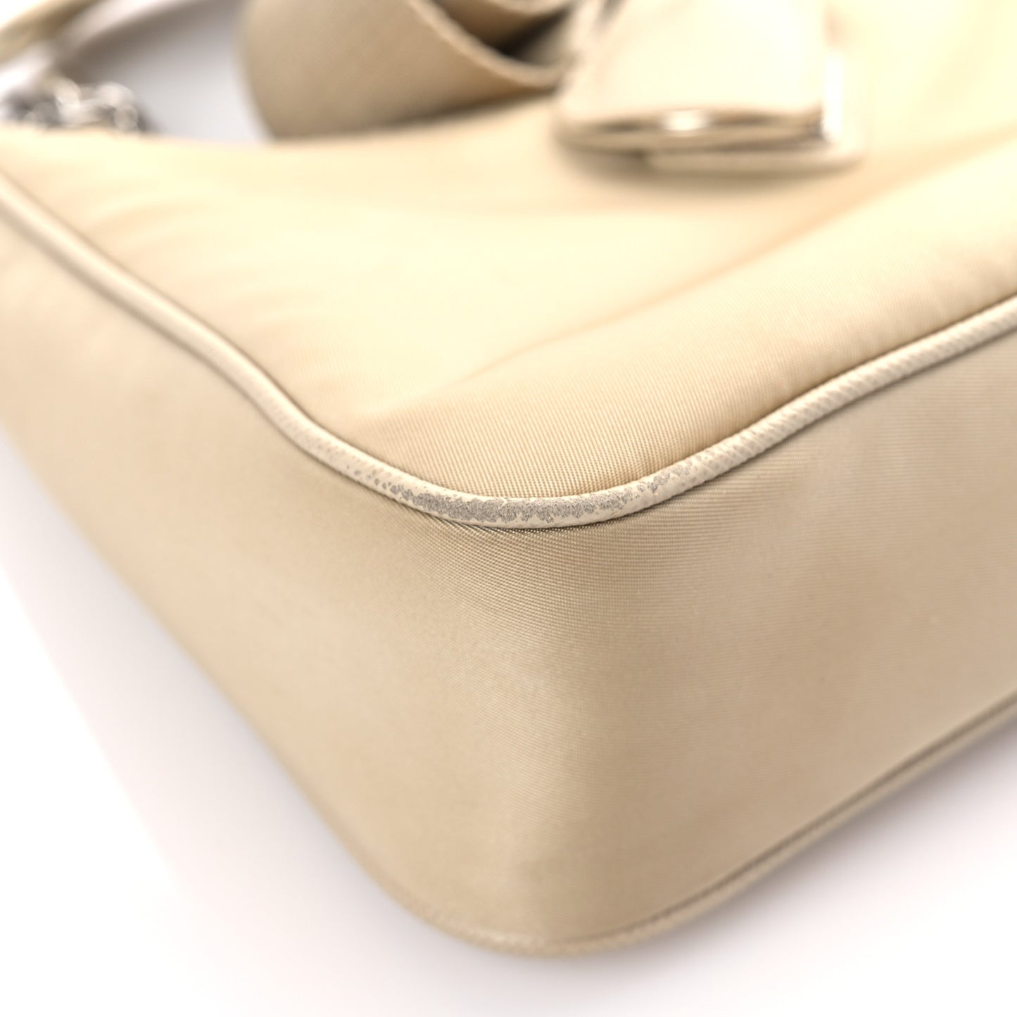 Re-Nylon Saffiano Re-Edition 2005 Shoulder Bag Deserto