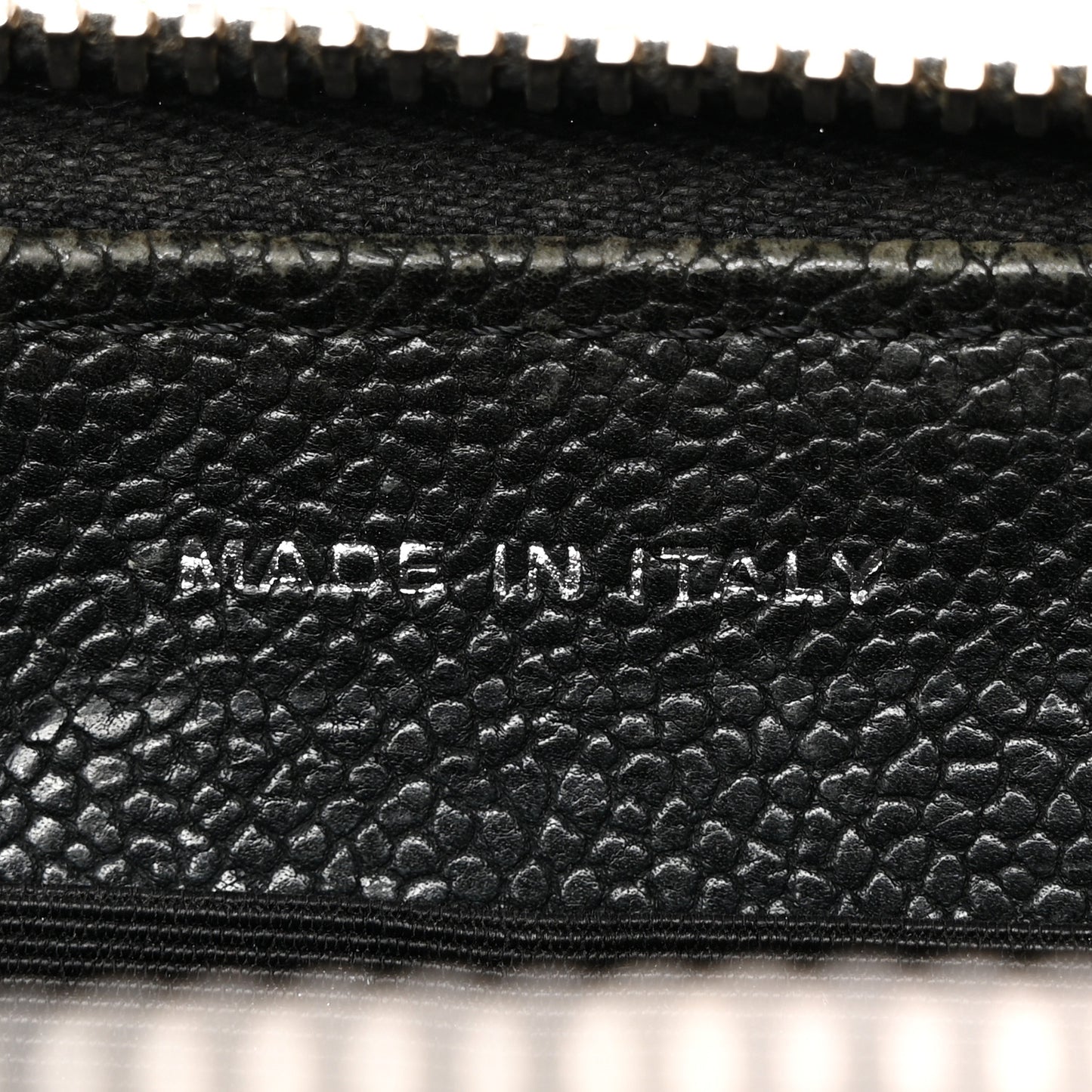 Caviar Outdoor Ligne Zip Around Wallet Black