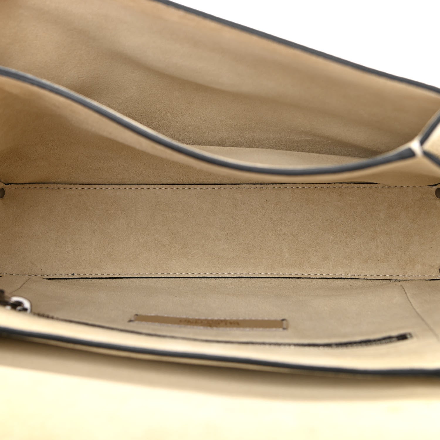 Valentino Garavani Pebbled Calfskin Onyx Medium Guitar Strap Rockstud Rolling Flap Saddle Bag Ivory 5 of 14