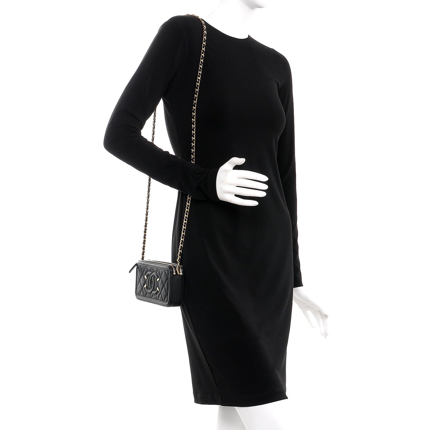 Caviar Quilted CC Filigree Clutch With Chain Black