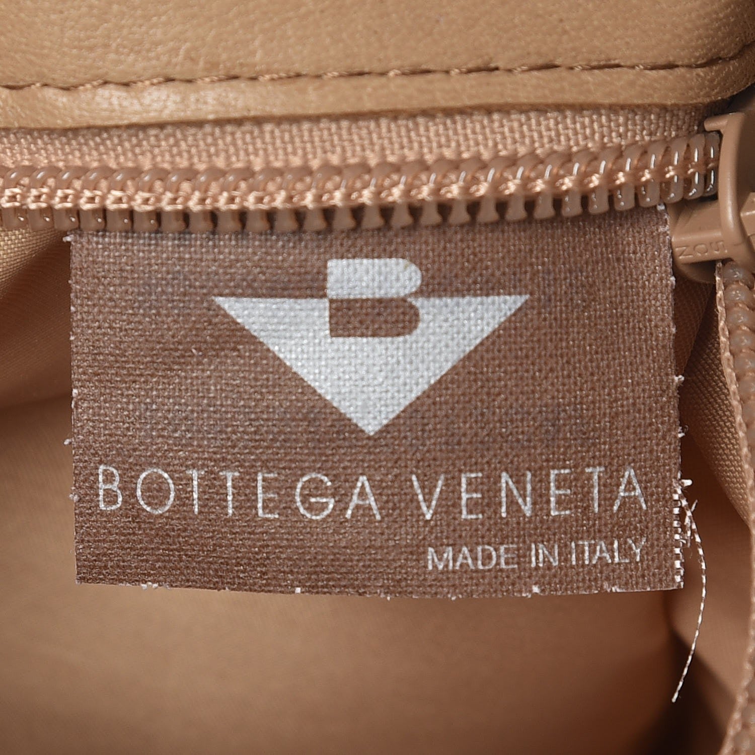 Bottega Veneta Nappa Intrecciato Shoulder Bag Beige 8 of 11