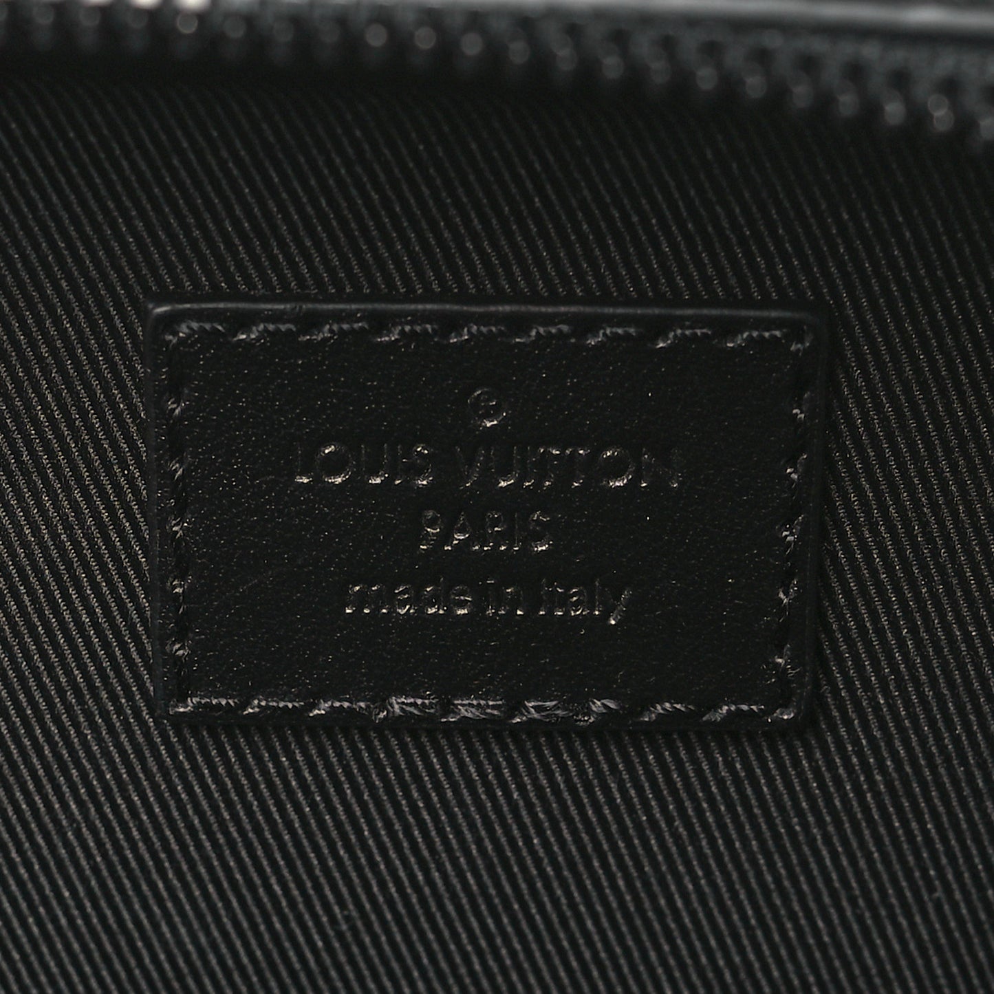 Taurillon Monogram Soft Trunk Black
