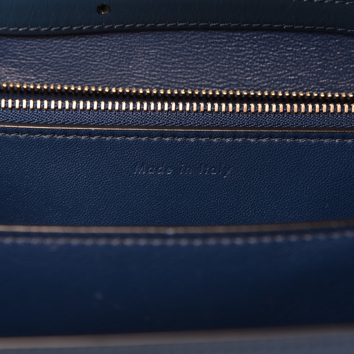 Box Calfskin Medium Classic Box Flap Indigo