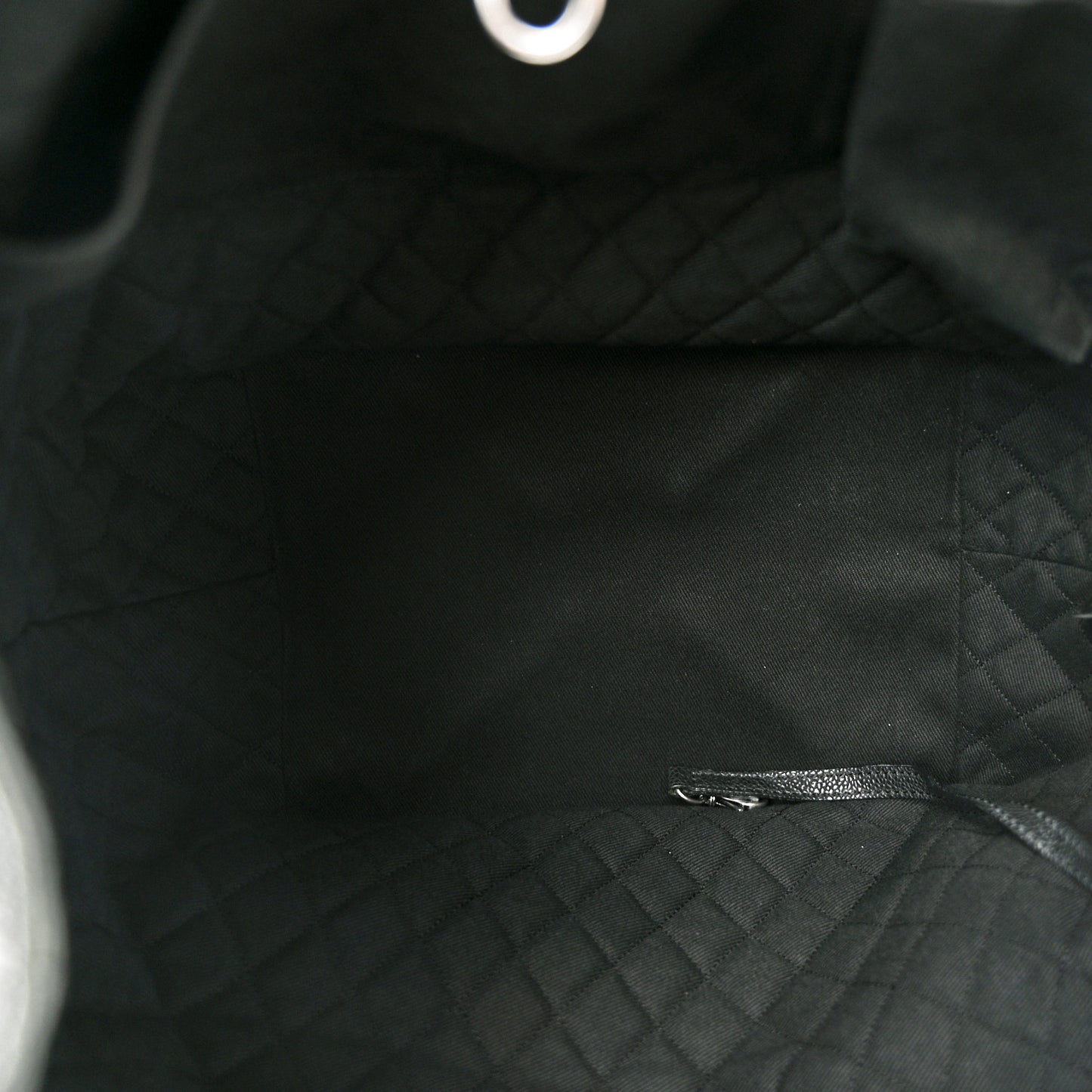 Caviar CC Shoulder Bag Black
