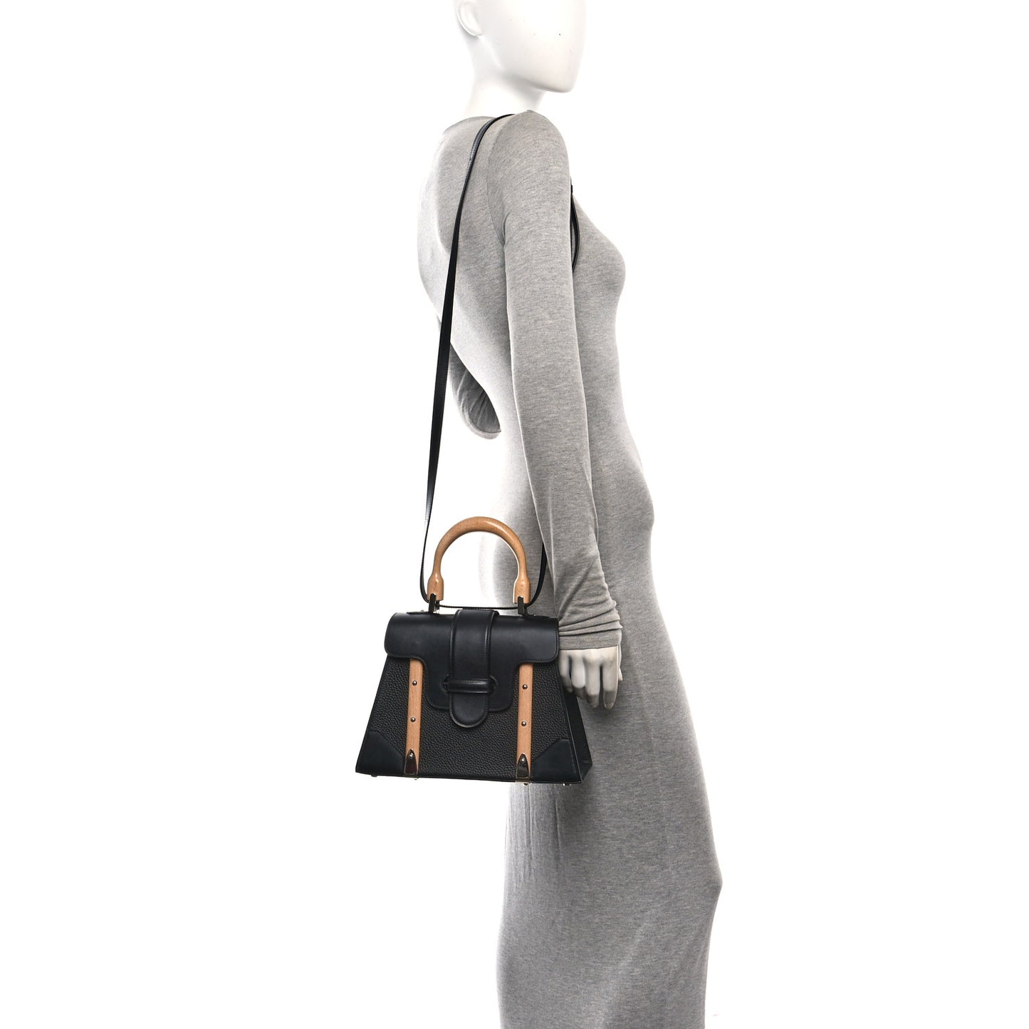 Clemency Cowhide Decize Taurillon Saigon PM Black