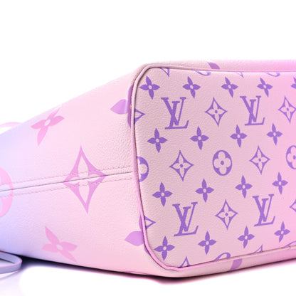 Louis Vuitton Monogram Giant Spring In The City Neverfull MM Sunrise Pastel 8 of 9
