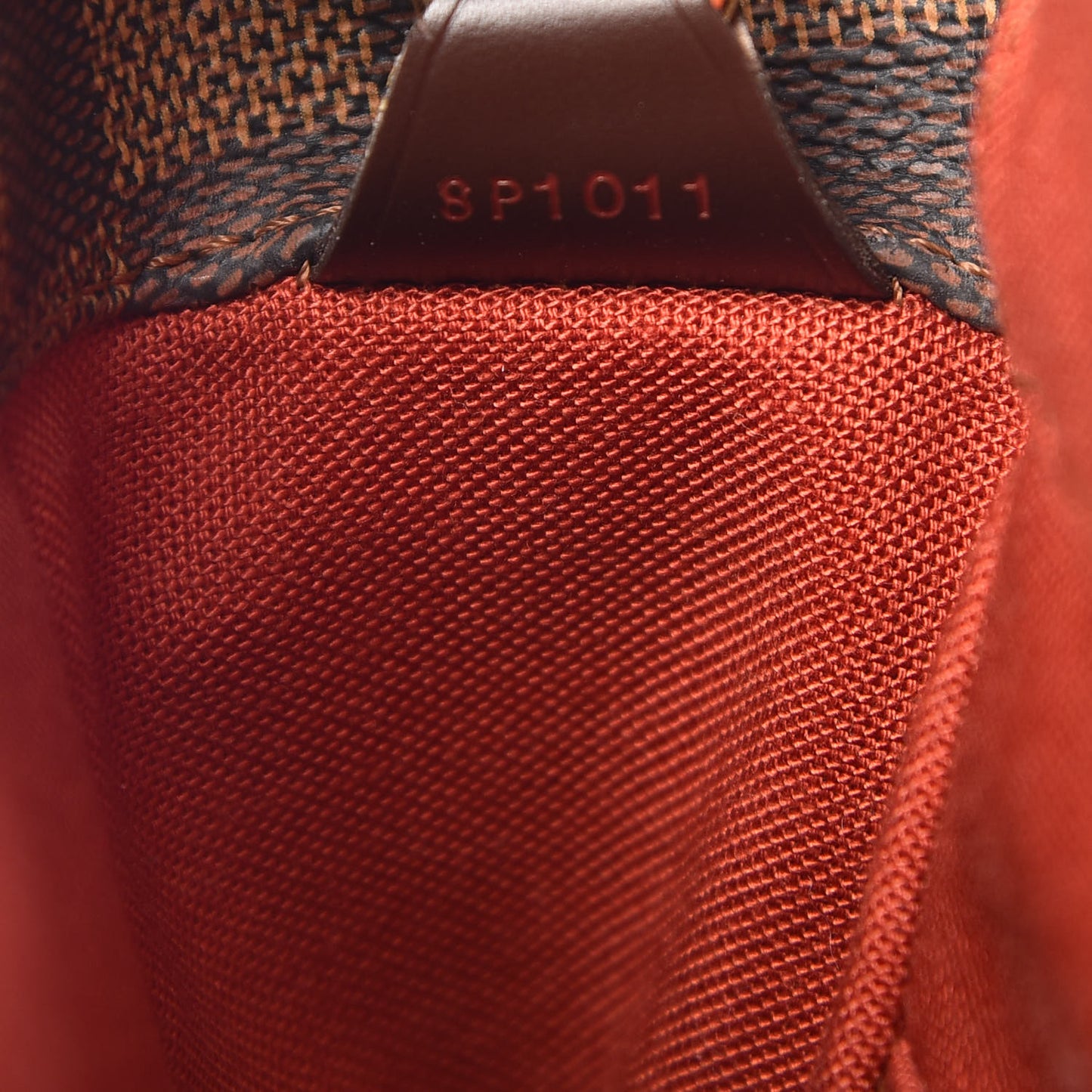 Damier Ebene Bastille Messenger