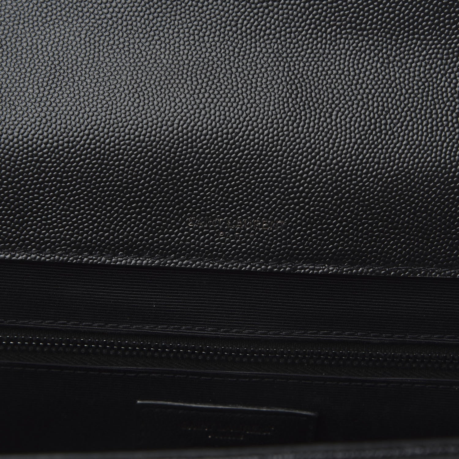 Saint Laurent Grain De Poudre Textured Mixed Matelasse Large Triquilt Monogram Monochrome Satchel Black 7 of 9