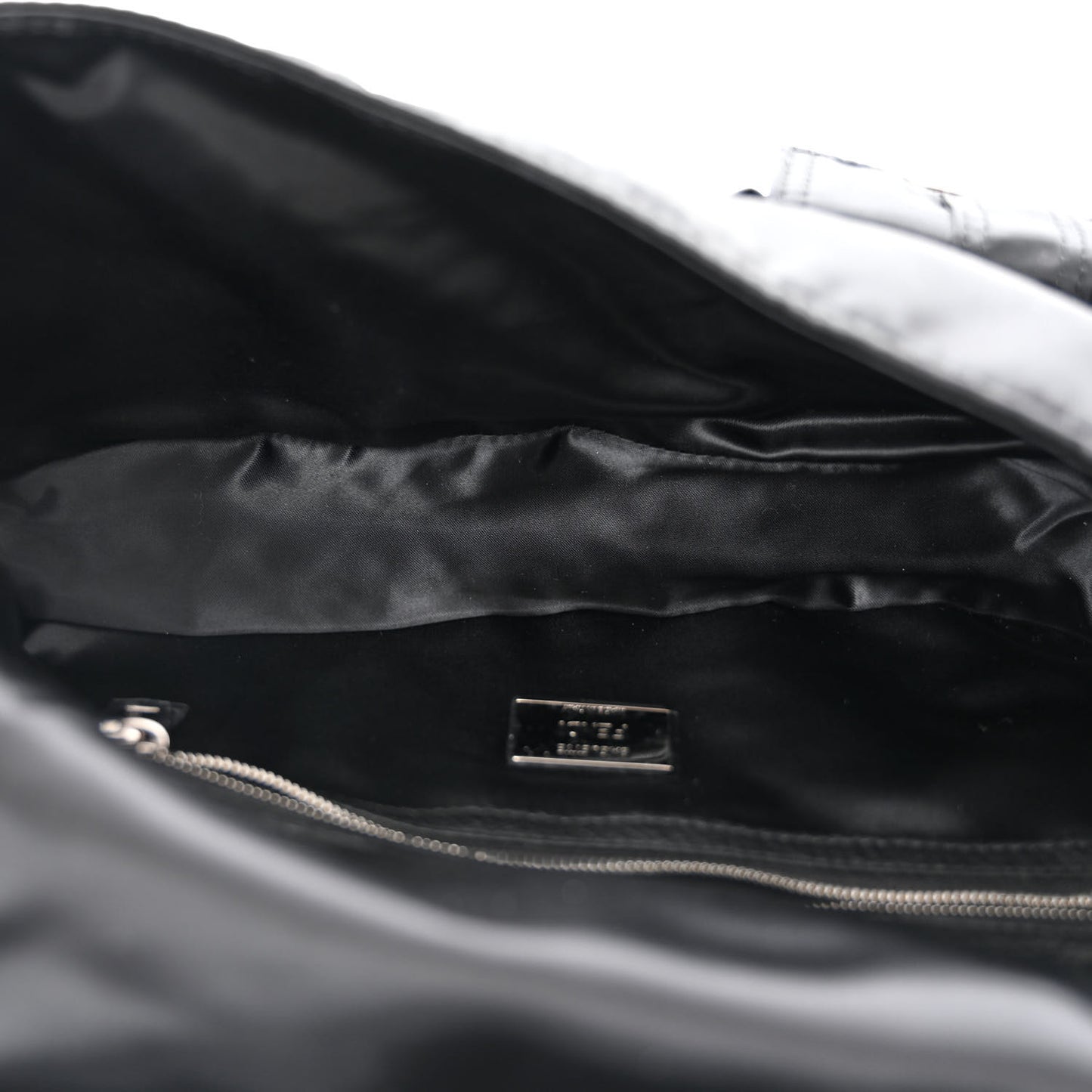 Econyl Cuoio Romano Multipocket Baguette Black