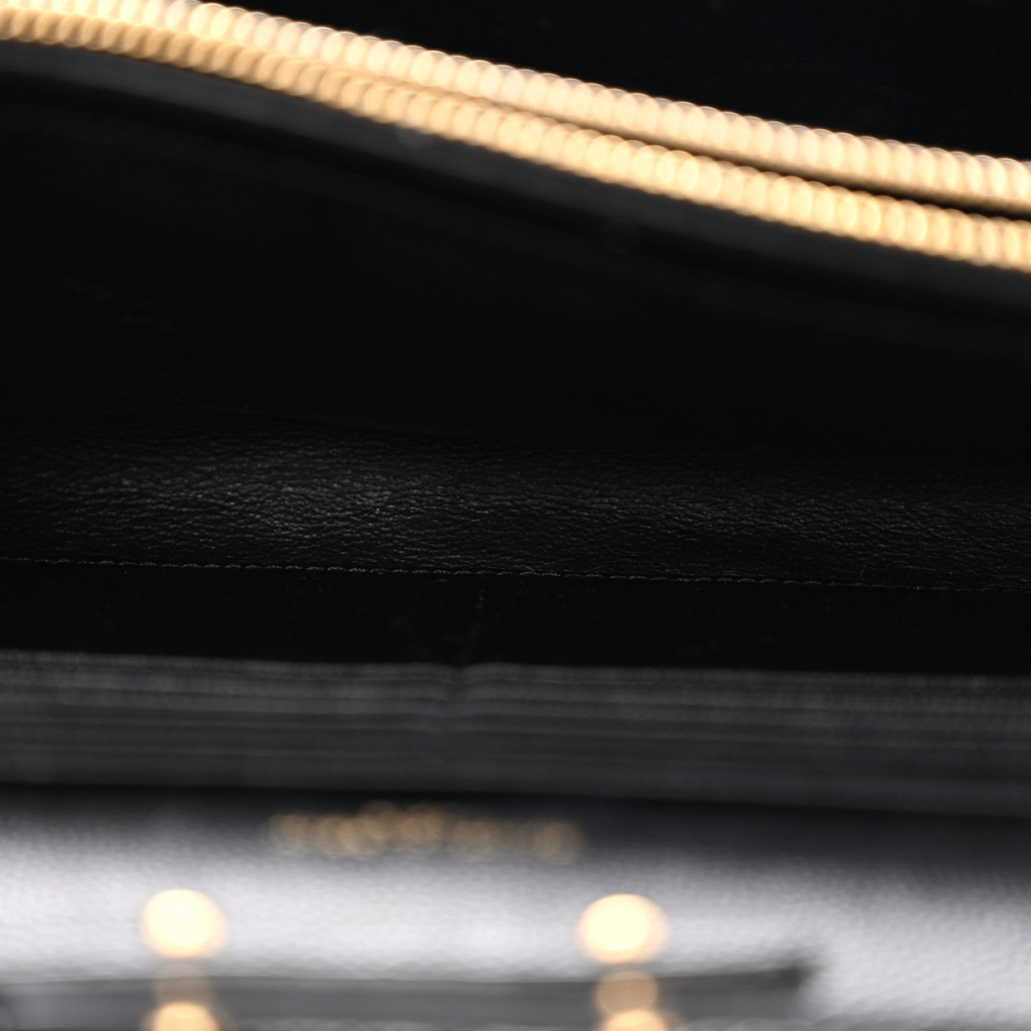 Saint Laurent Grain De Poudre Matelasse Chevron Monogram Chain Wallet Black 5 of 14