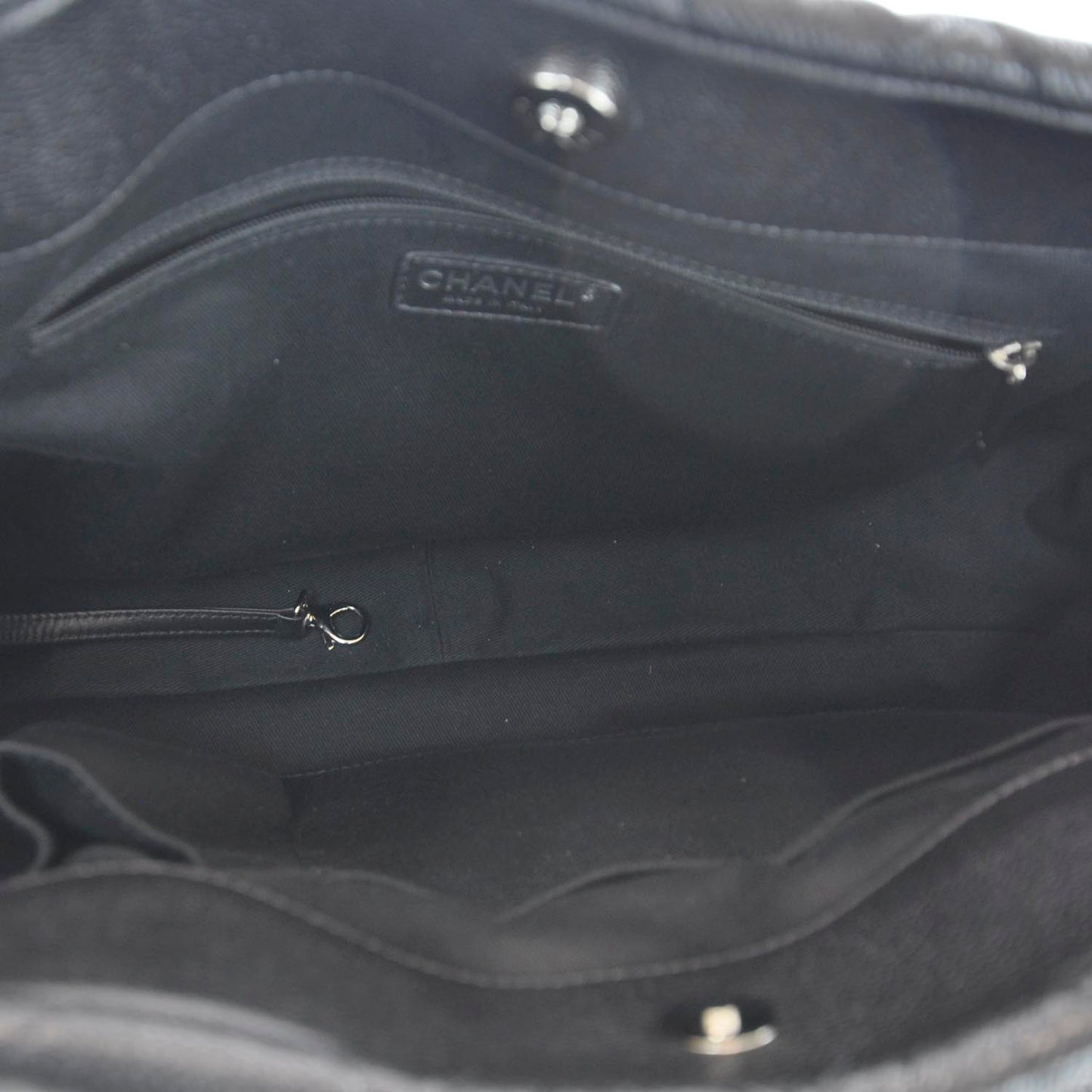 Caviar Timeless Tote Black