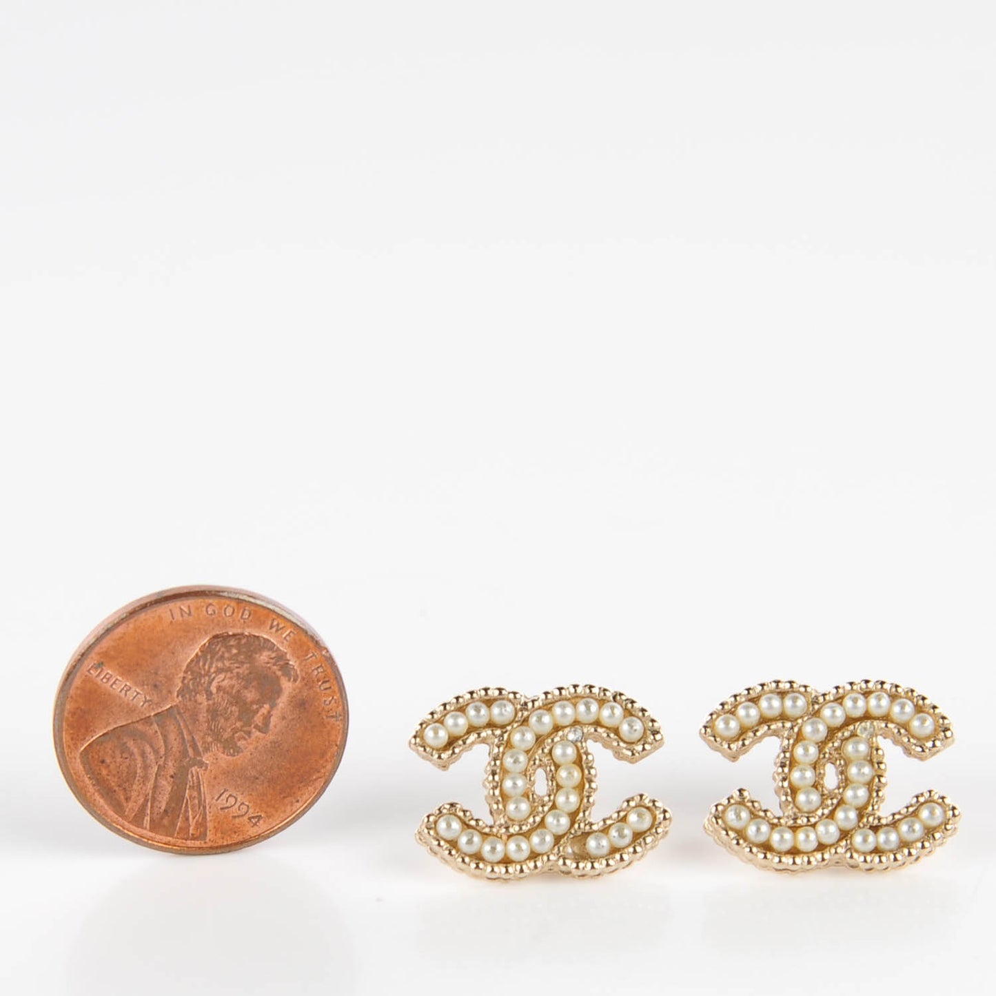 Pearl CC Earrings Gold