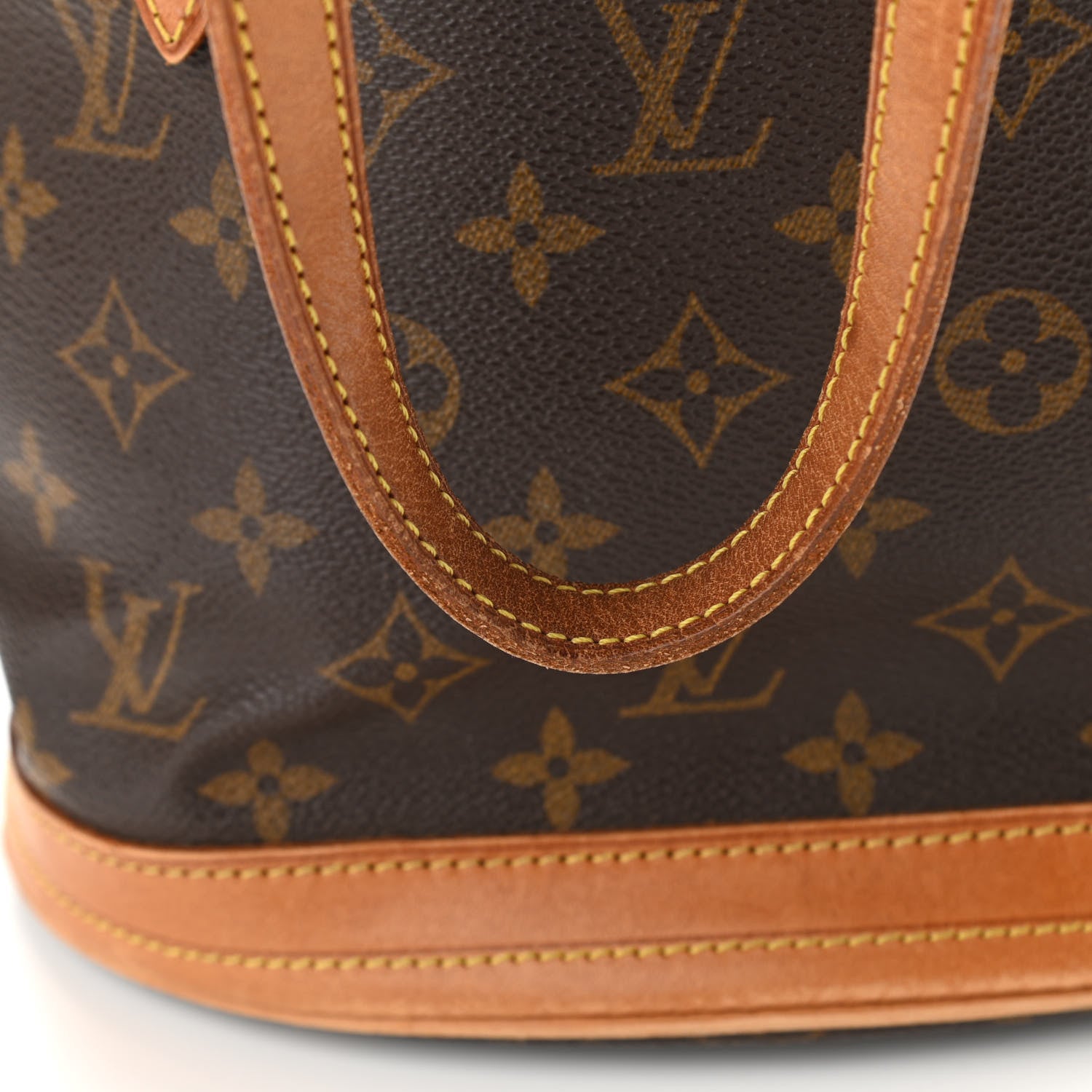 Louis Vuitton Monogram Petit Bucket 23 12 of 18
