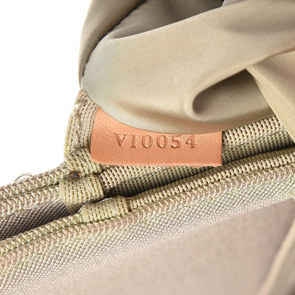 Louis Vuitton Damier Geant Messenger Bag Terre 7 of 14