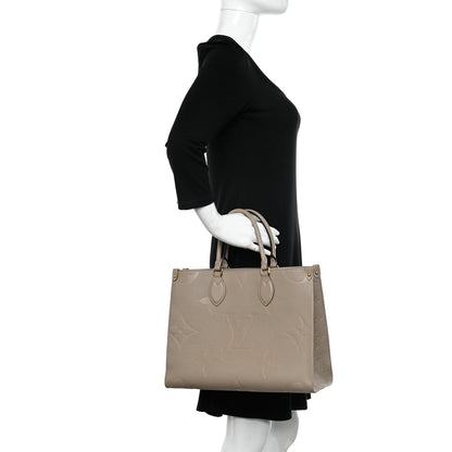 Louis Vuitton Empreinte Monogram Giant Onthego MM Tourterelle 2 of 9