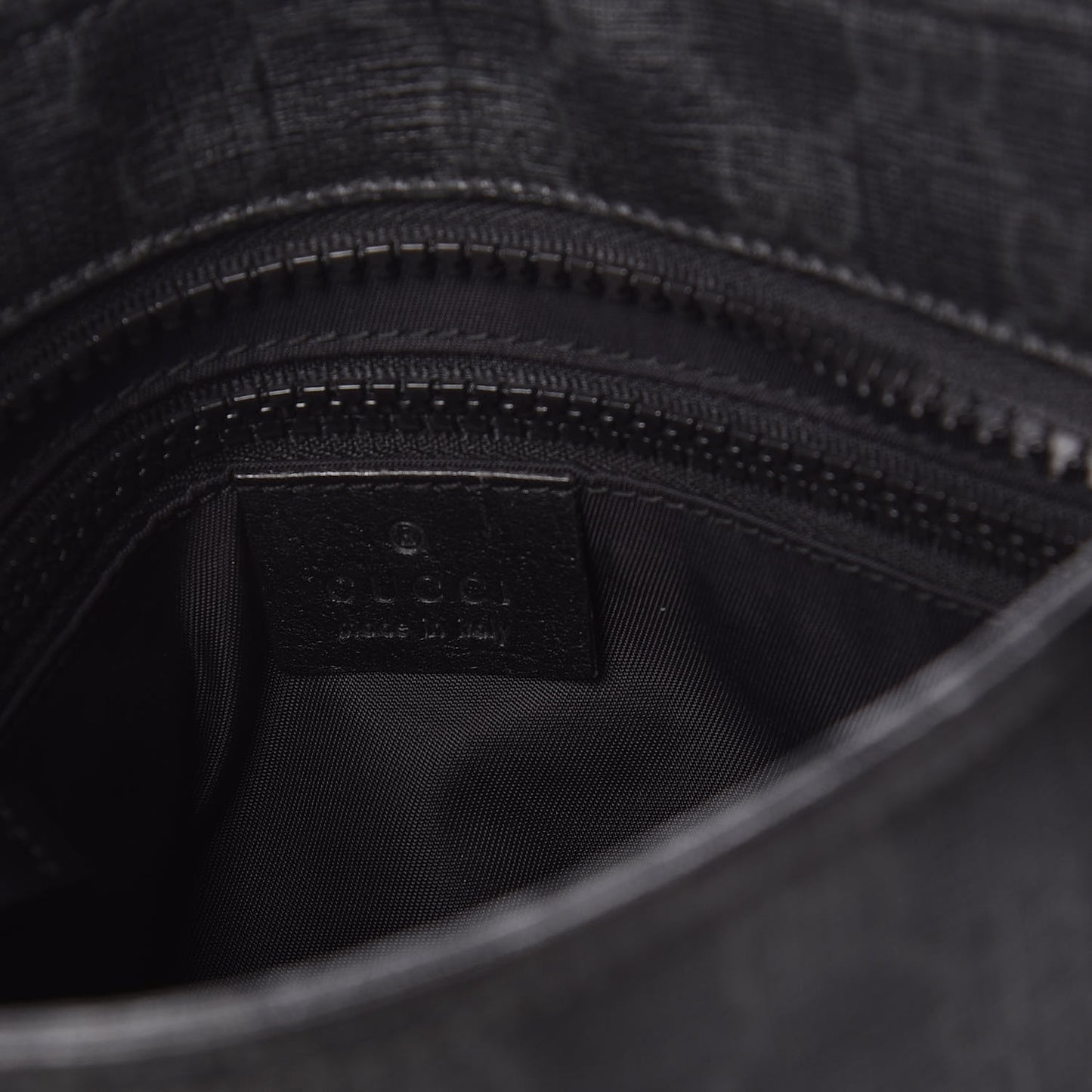GG Plus Flat Messenger Bag Black Grey
