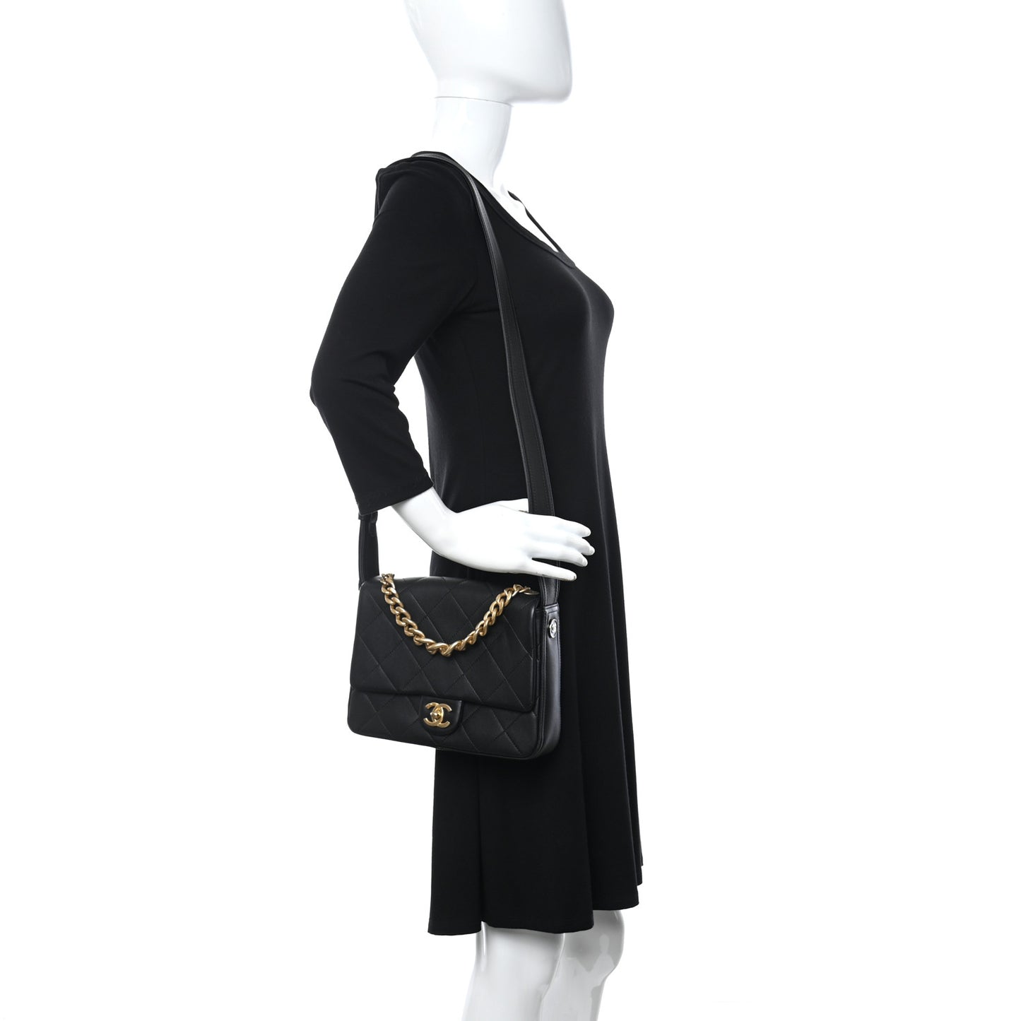 Calfskin Stitched Easy Mood Flap Black