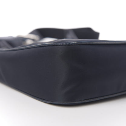 Prada Nylon Re-Edition 2005 Shoulder Bag Baltico 6 of 8