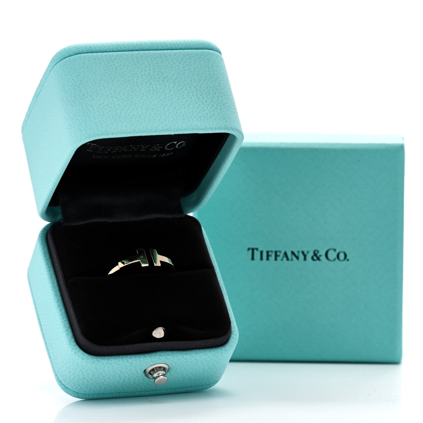 18K Yellow Gold T Wire Ring 54 7