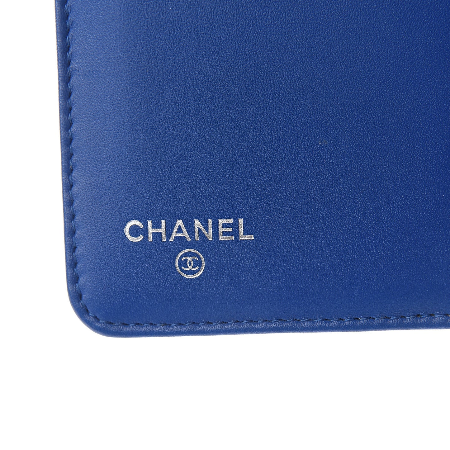 Caviar Chevron Quilted Yen Wallet Bright Blue