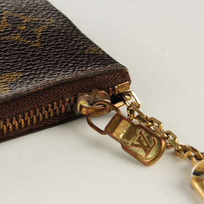 Louis Vuitton Monogram Key Pouch 9 of 9