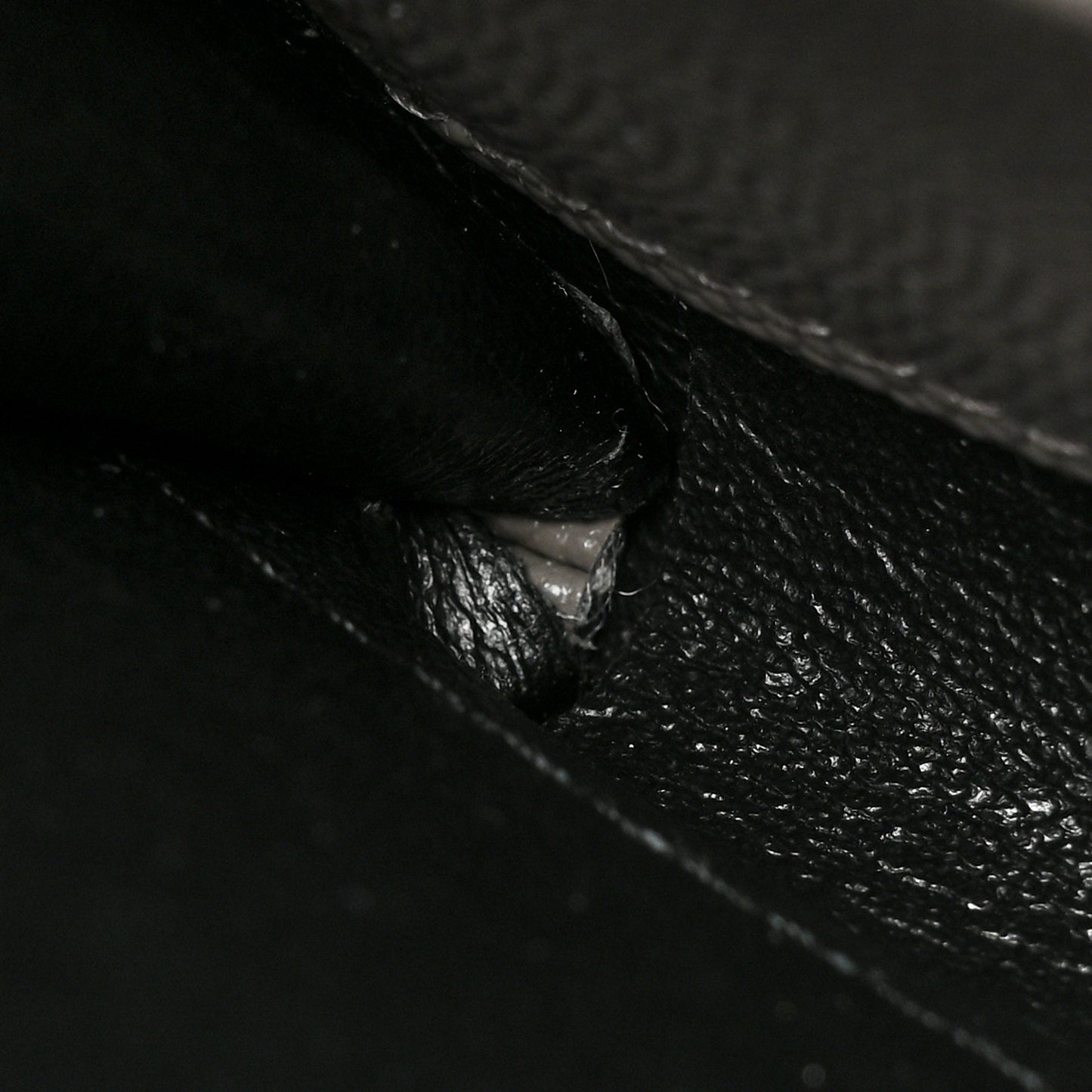 Grain De Poudre Matelasse Chevron Monogram Chain Wallet Fog