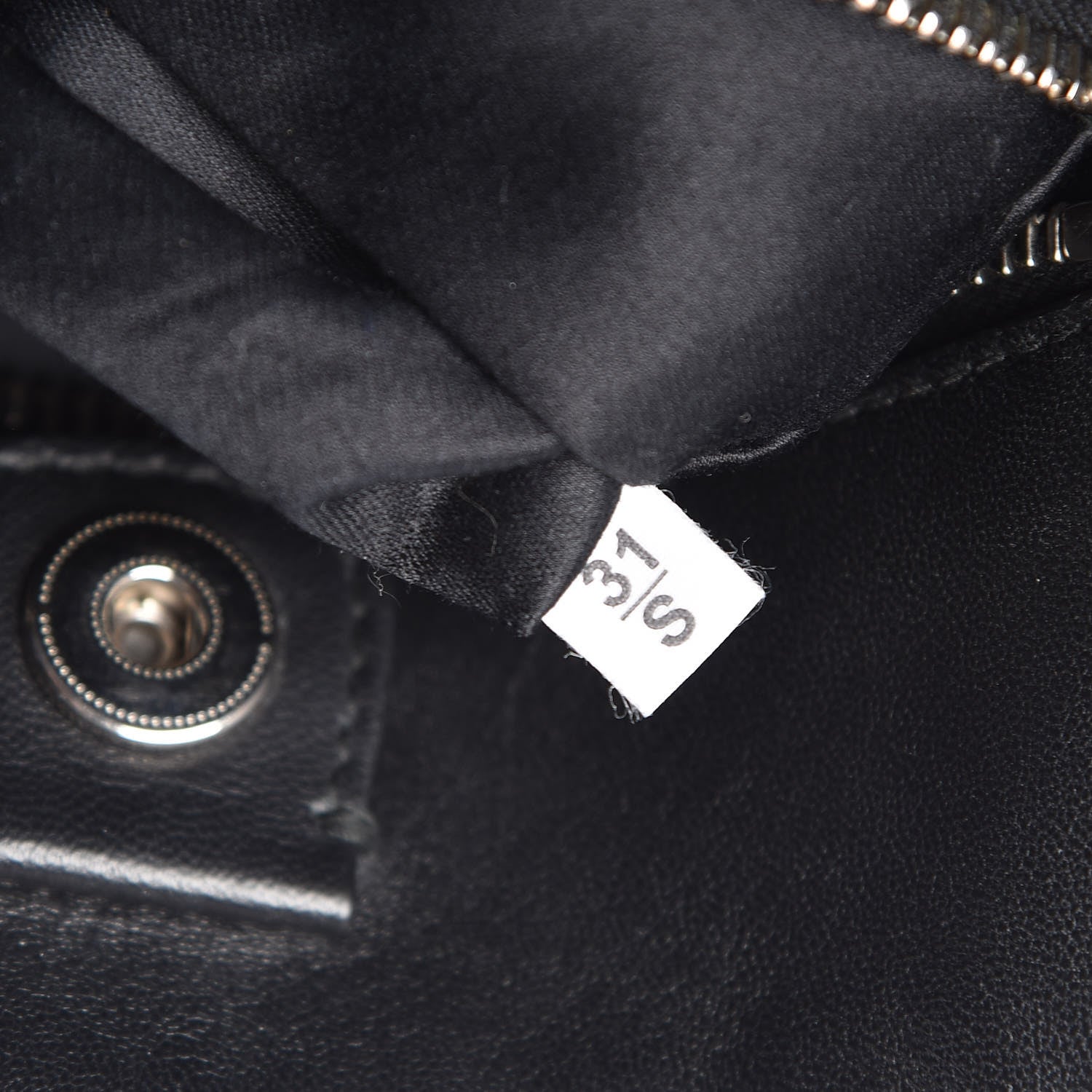 Miu Miu Nappa Matelasse Tote Black 7 of 12