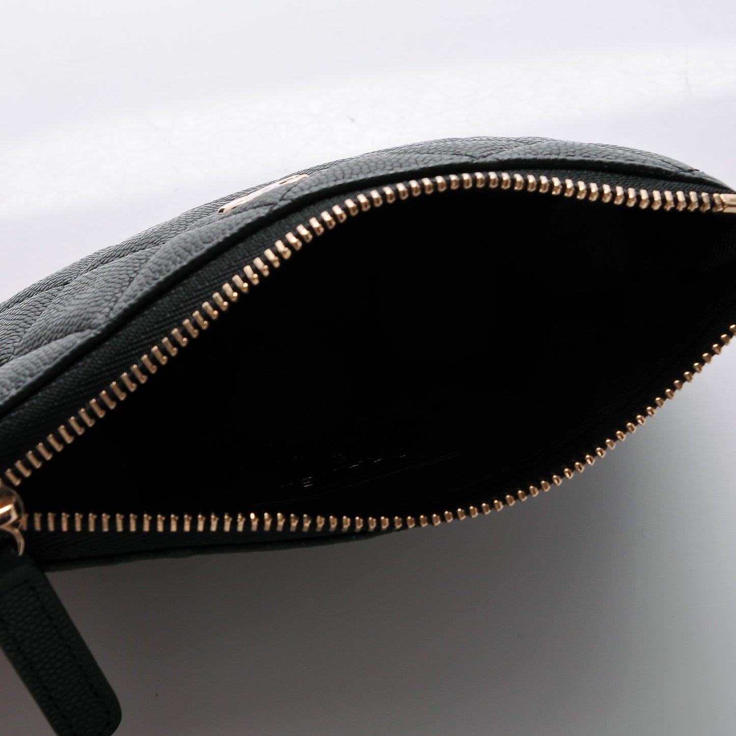 Caviar Quilted Small Cosmetic Case Black