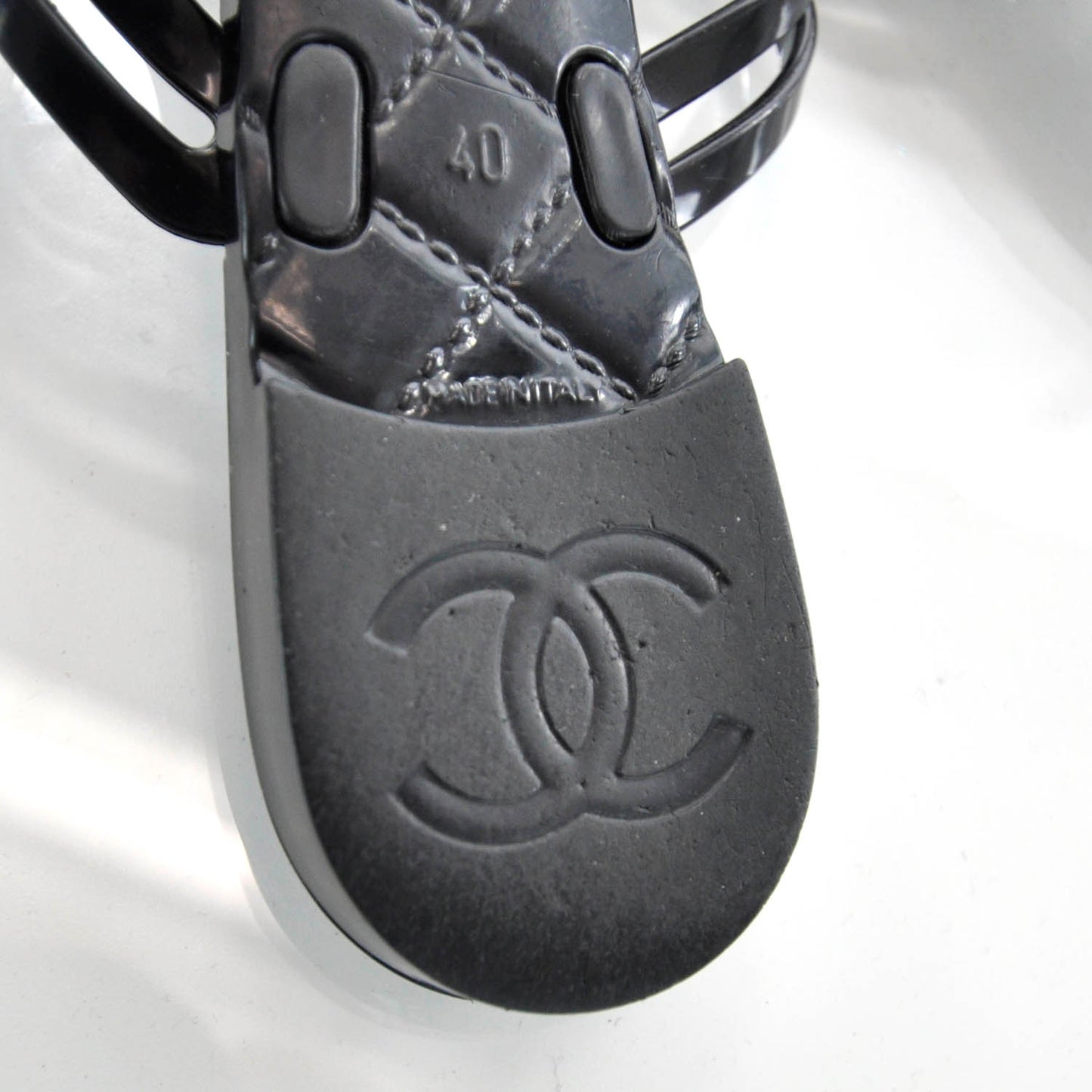 Jelly Camellia Thong Sandals 40