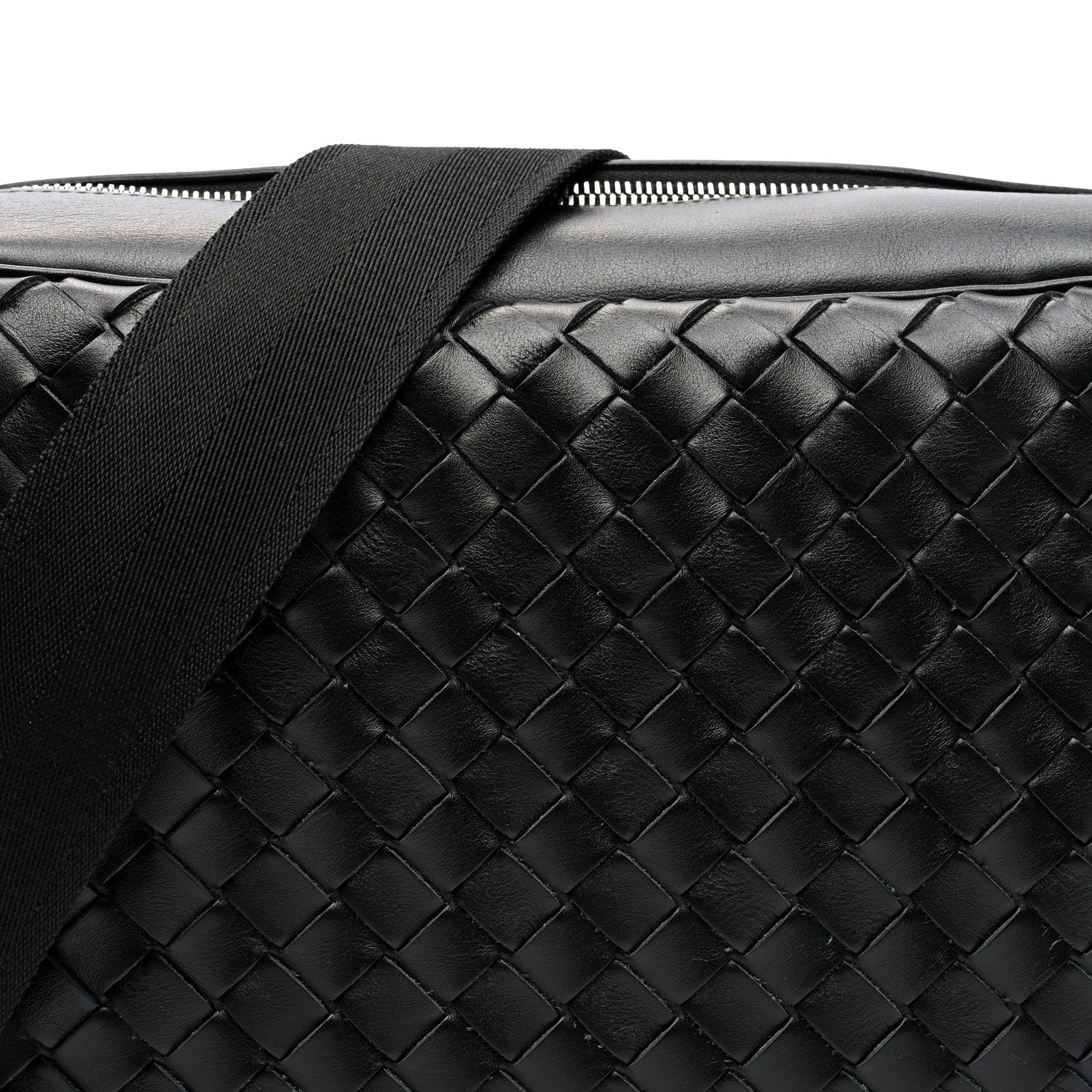 Bottega Veneta Calfskin Intrecciato Messenger Bag Black 8 of 10
