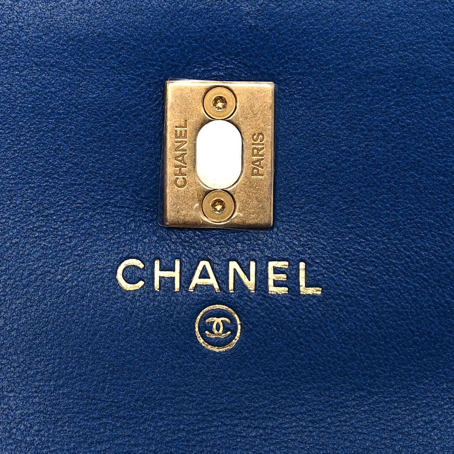 Chanel Lambskin Quilted Pearl Crush Clutch With Chain Bag Blue 5 of 9
