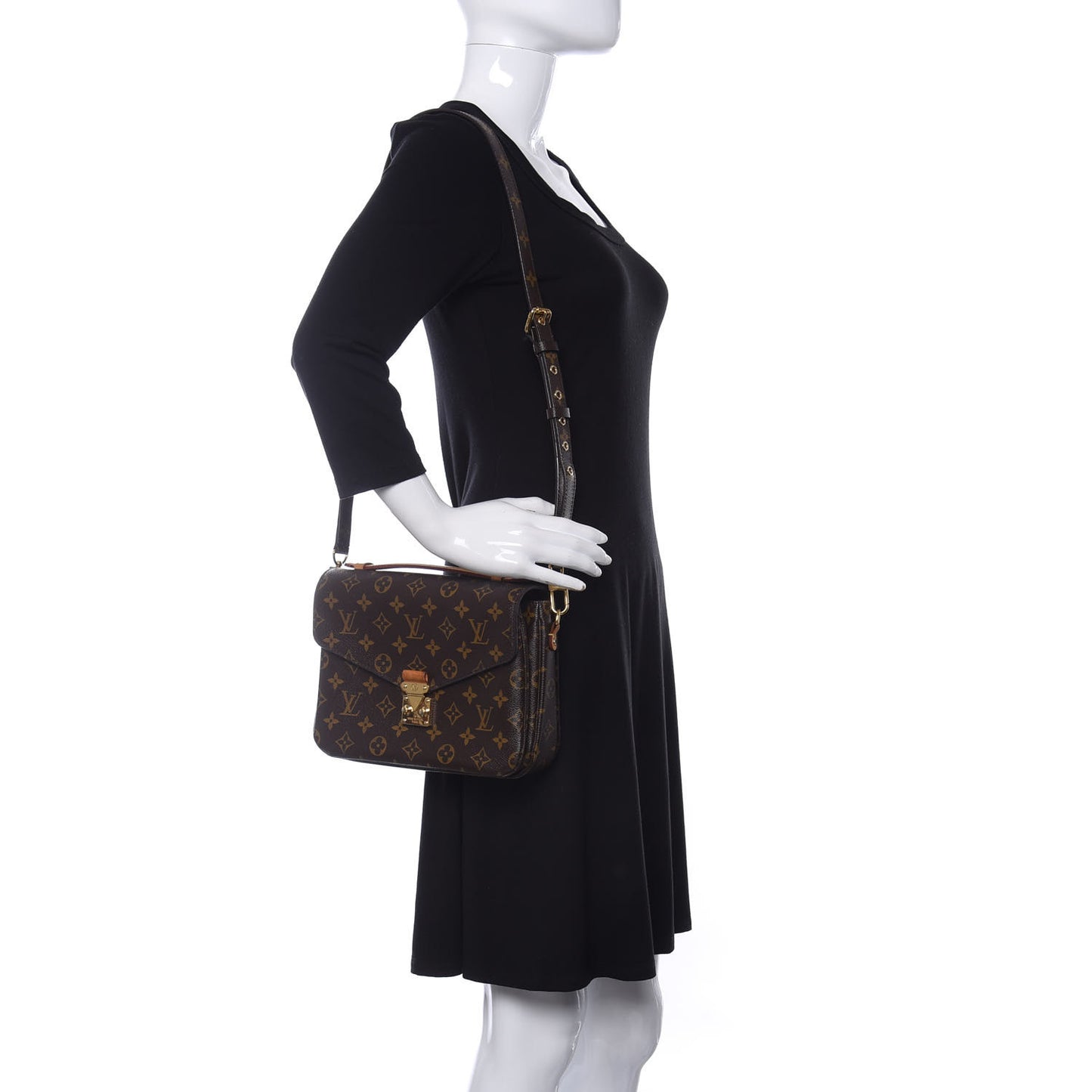 Monogram Pochette Metis