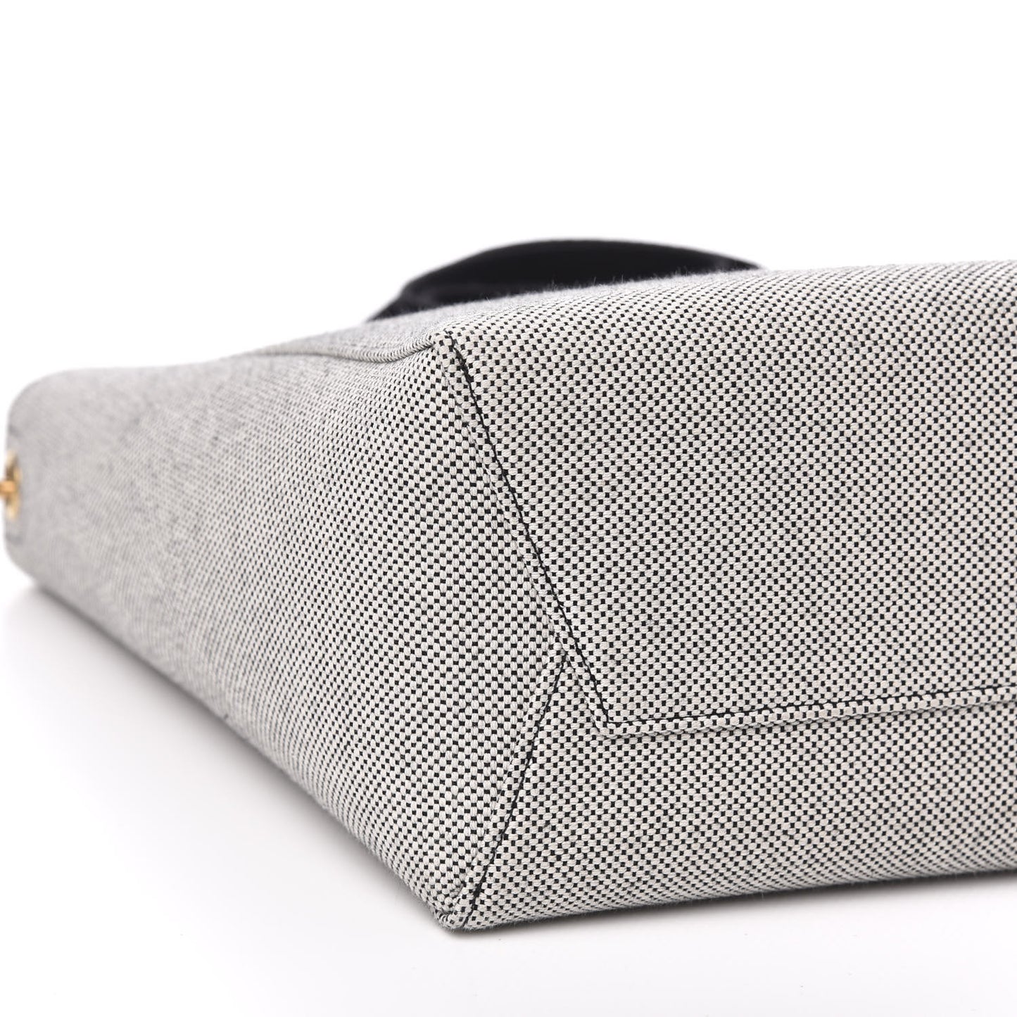 Textured Canvas Small Sangle Bucket Bag Black White