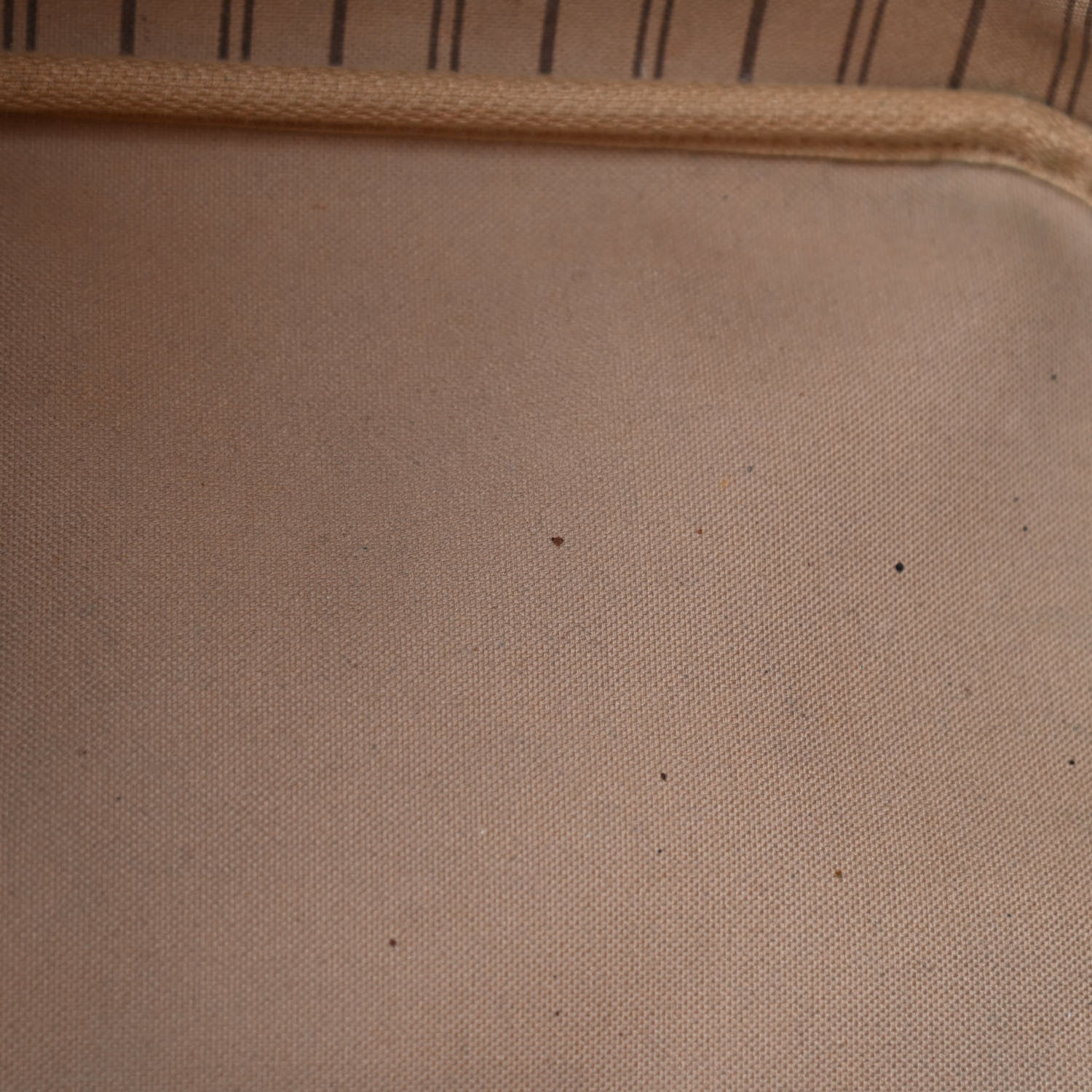 Louis Vuitton Monogram Neverfull MM 14 of 15