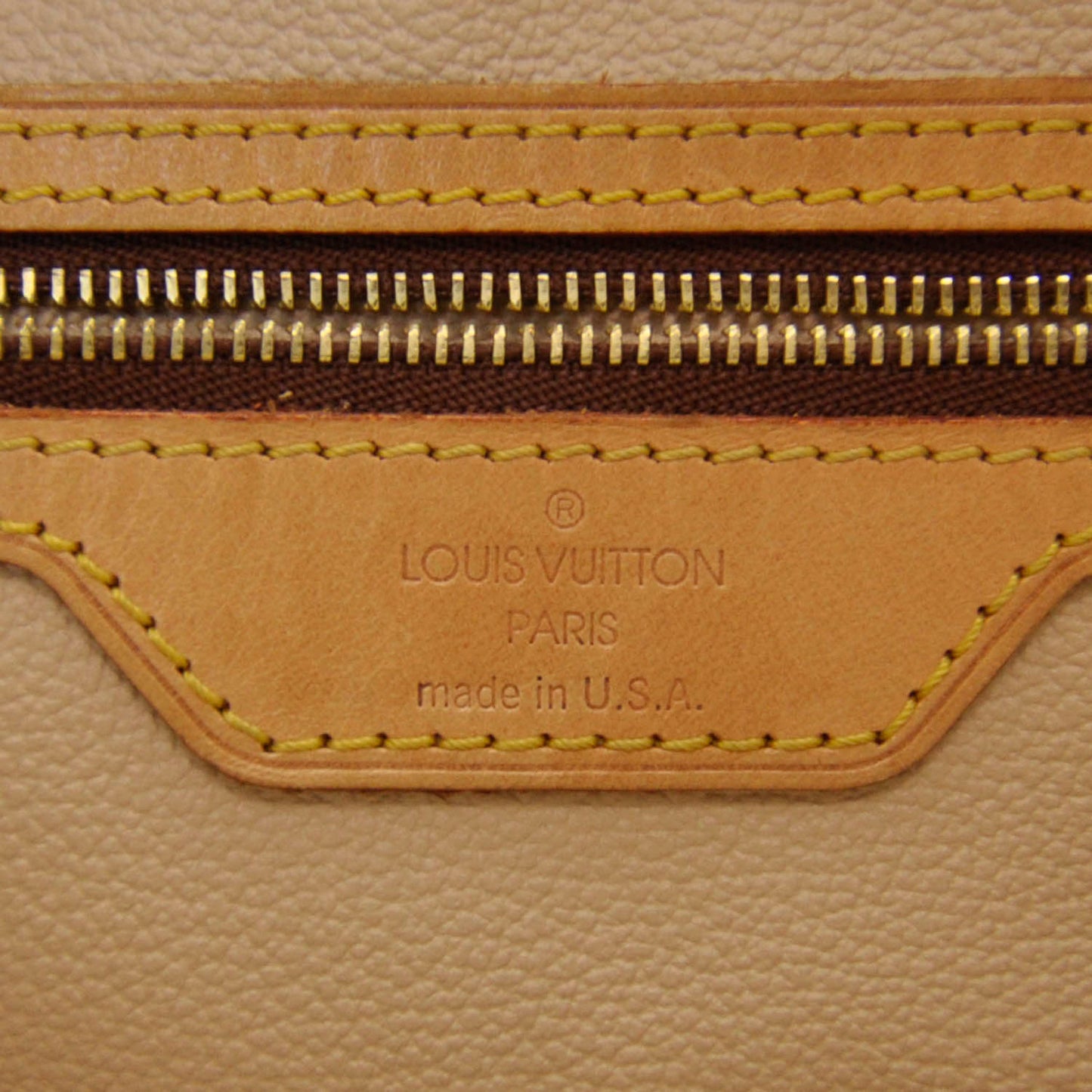 Monogram Petit Bucket 23