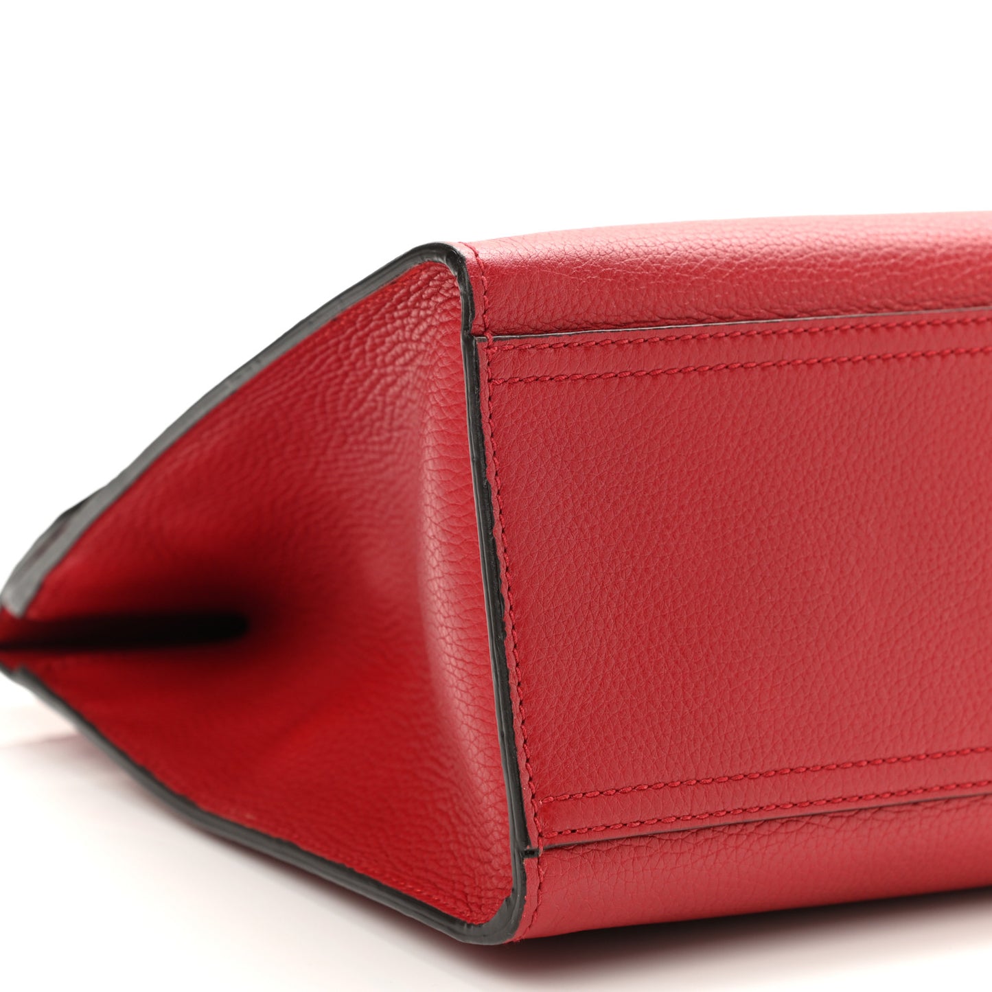 Calfskin Feline Medium GG Marmont Top Handle Bag Vulcanic Red