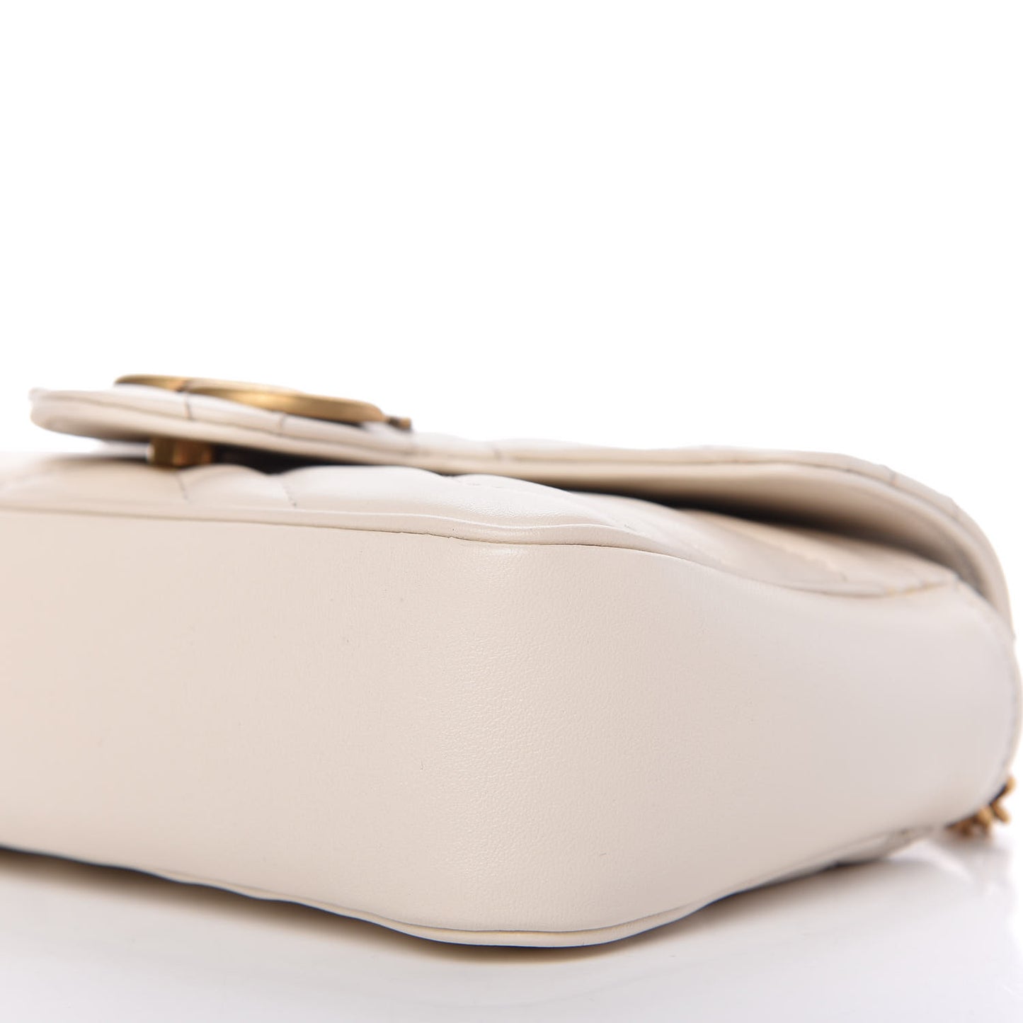 Calfskin Matelasse Super Mini GG Marmont Shoulder Bag White
