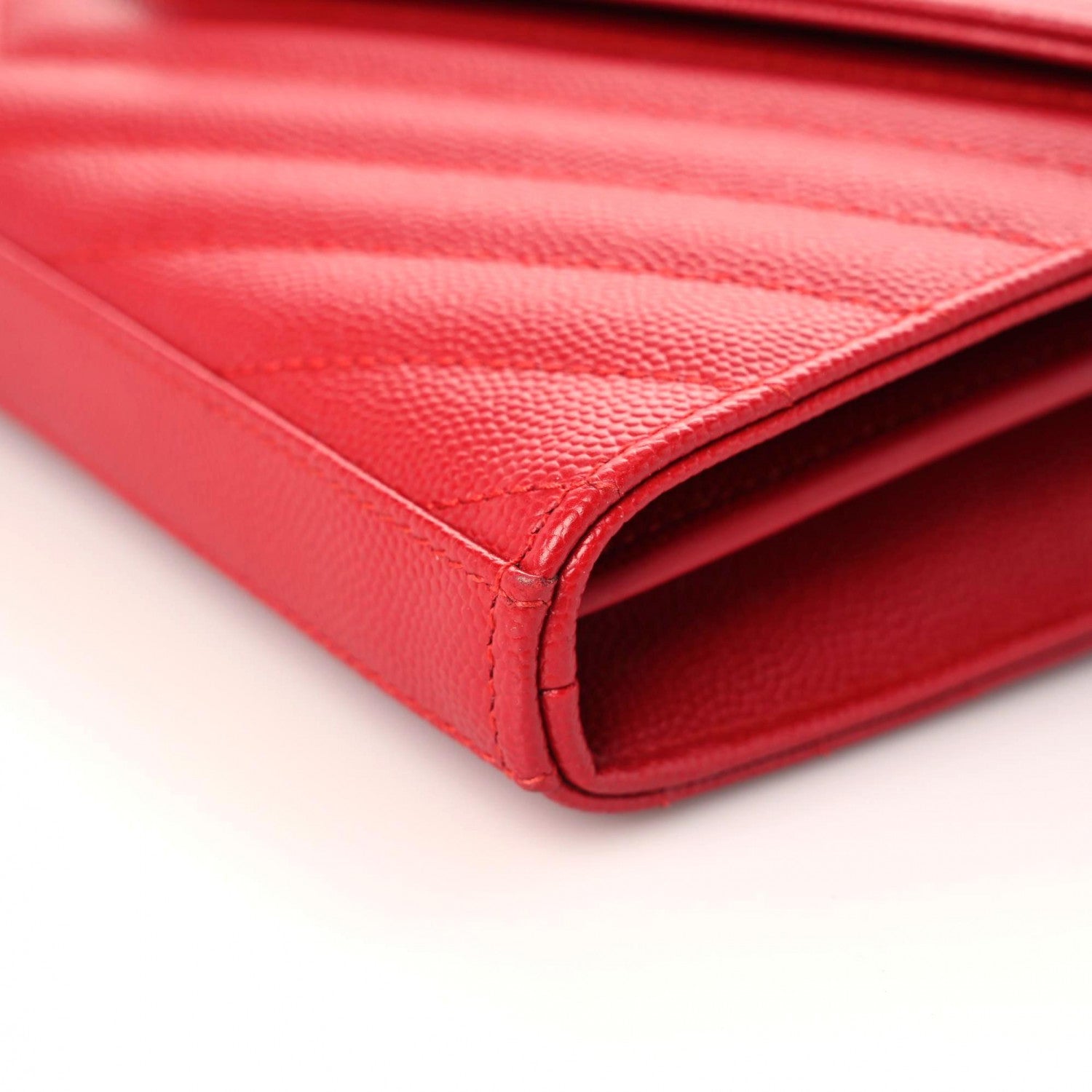 Saint Laurent Grain De Poudre Matelasse Chevron Monogram Chain Wallet Red 10 of 13