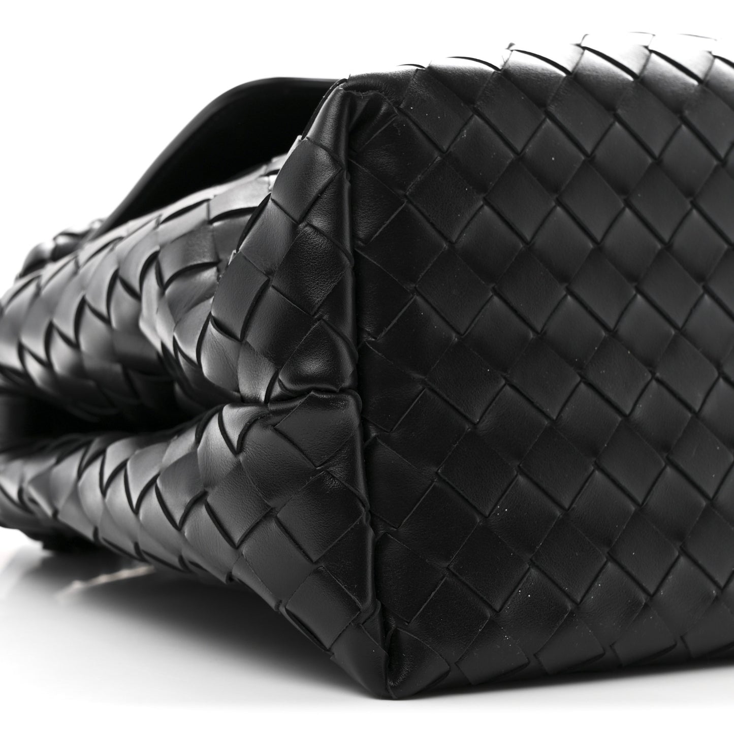 Calfskin Intrecciato Medium Andiamo Messenger Bag Black
