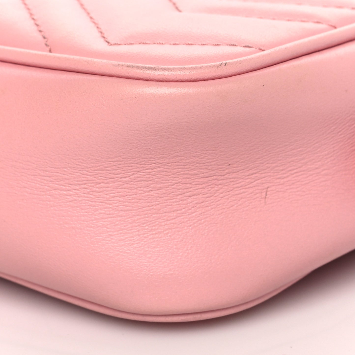 Calfskin Matelasse Mini GG Marmont Chain Shoulder Bag Wild Rose