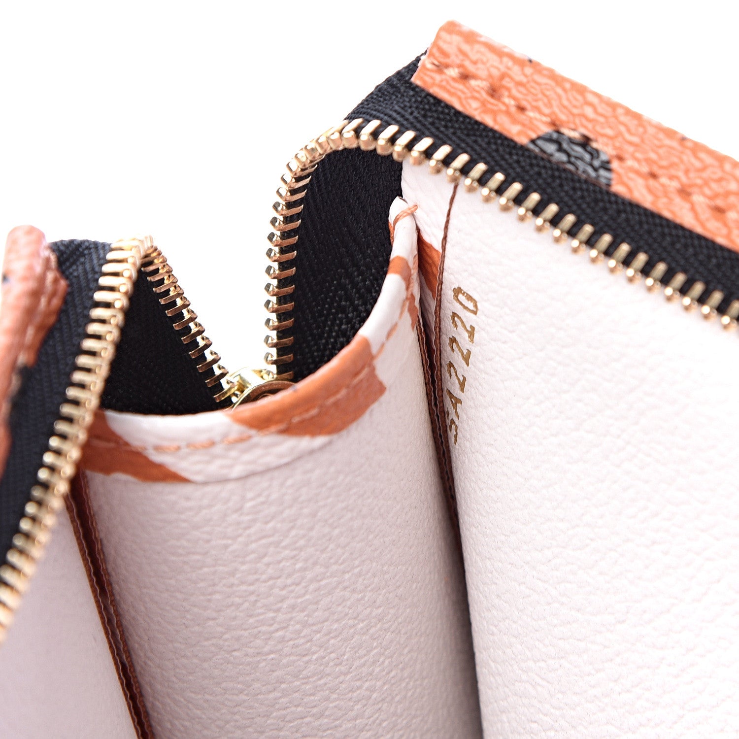 Louis Vuitton Monogram Giant Crafty Pochette Toiletry 26 Creme Caramel 6 of 7