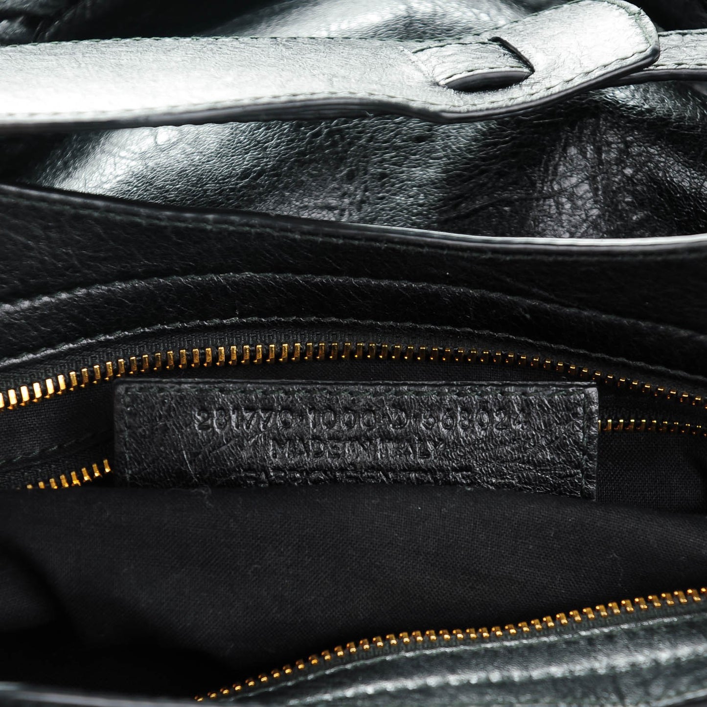 Agneau Giant 12 Gold Hardware City Black