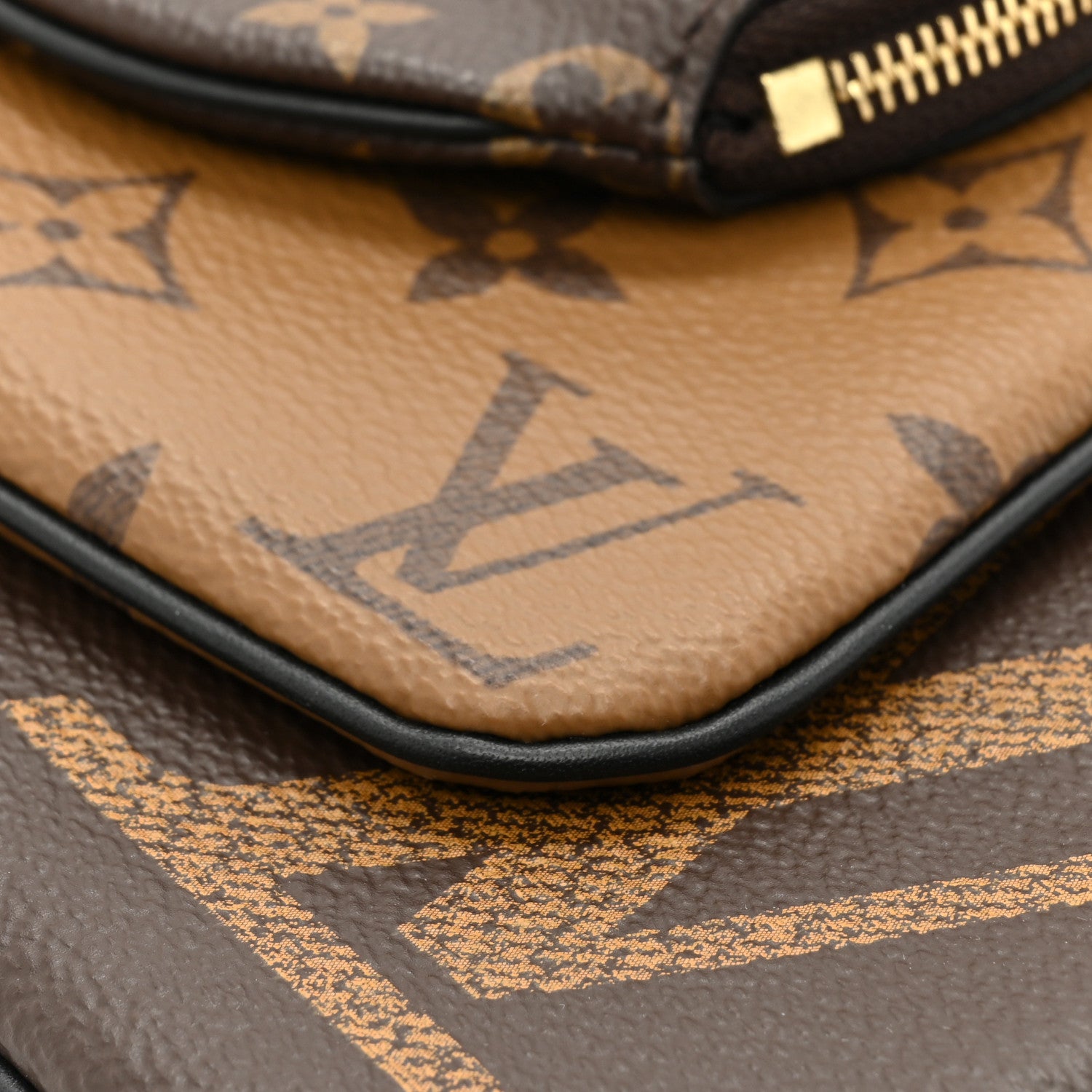 Louis Vuitton Reverse Monogram Giant Trio Pouch 11 of 14