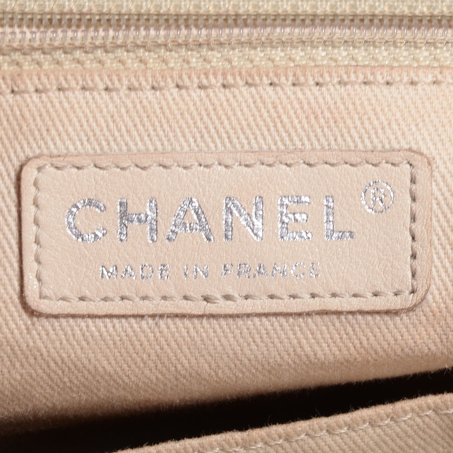 Chanel Calfskin Quilted In the Business North South Tote Red 4 of 8