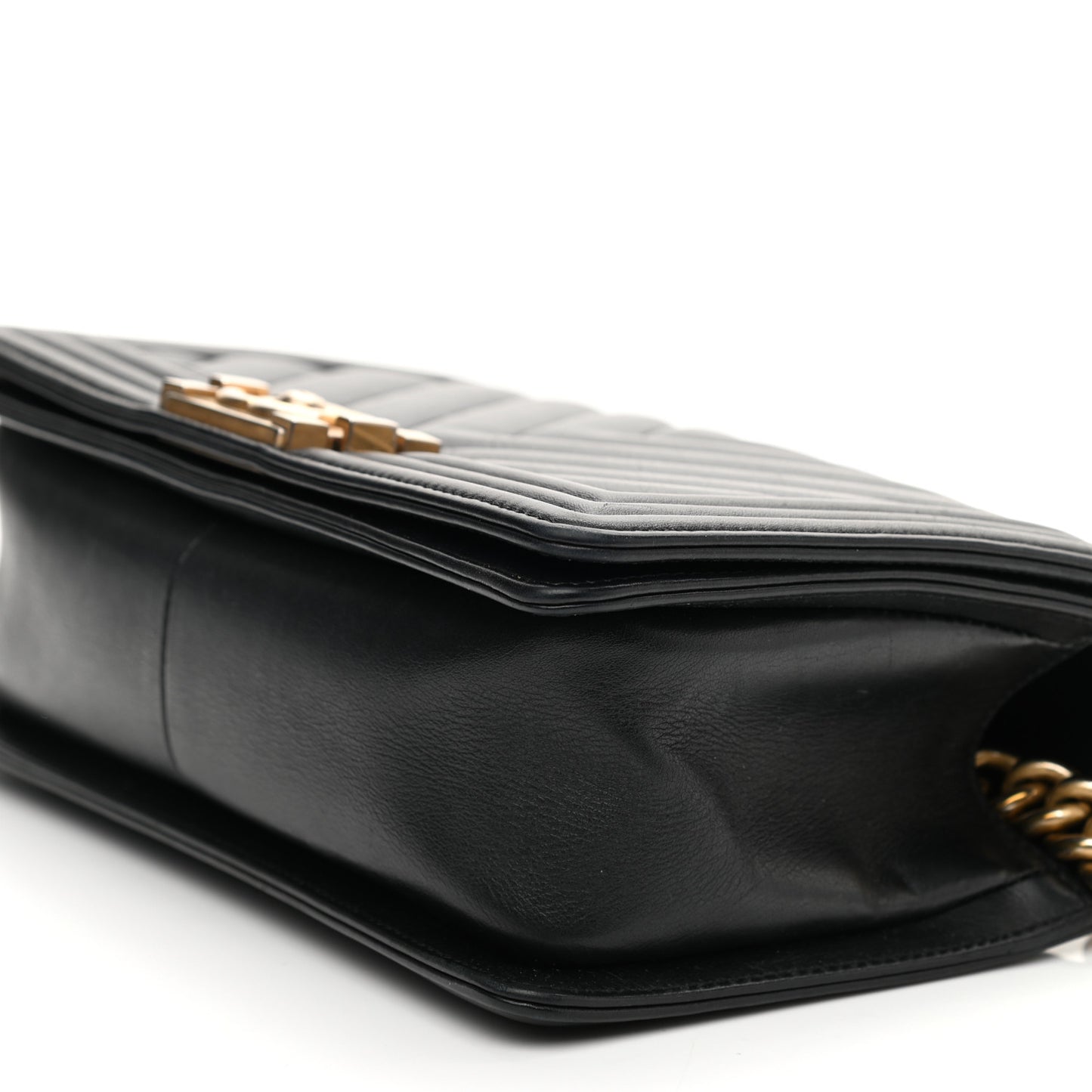 Calfskin Chevron Quilted Medium Boy Flap Black