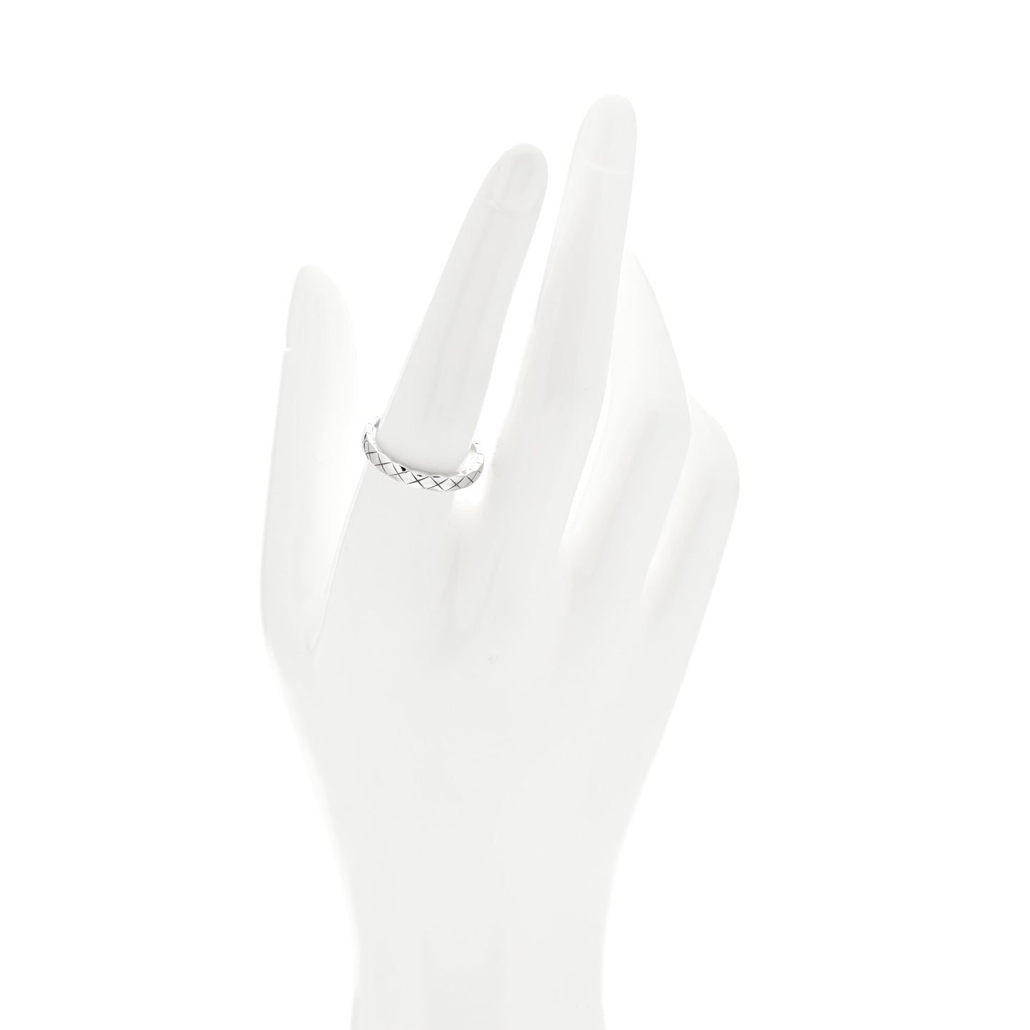 18K White Gold Mini Coco Crush Ring 57 8