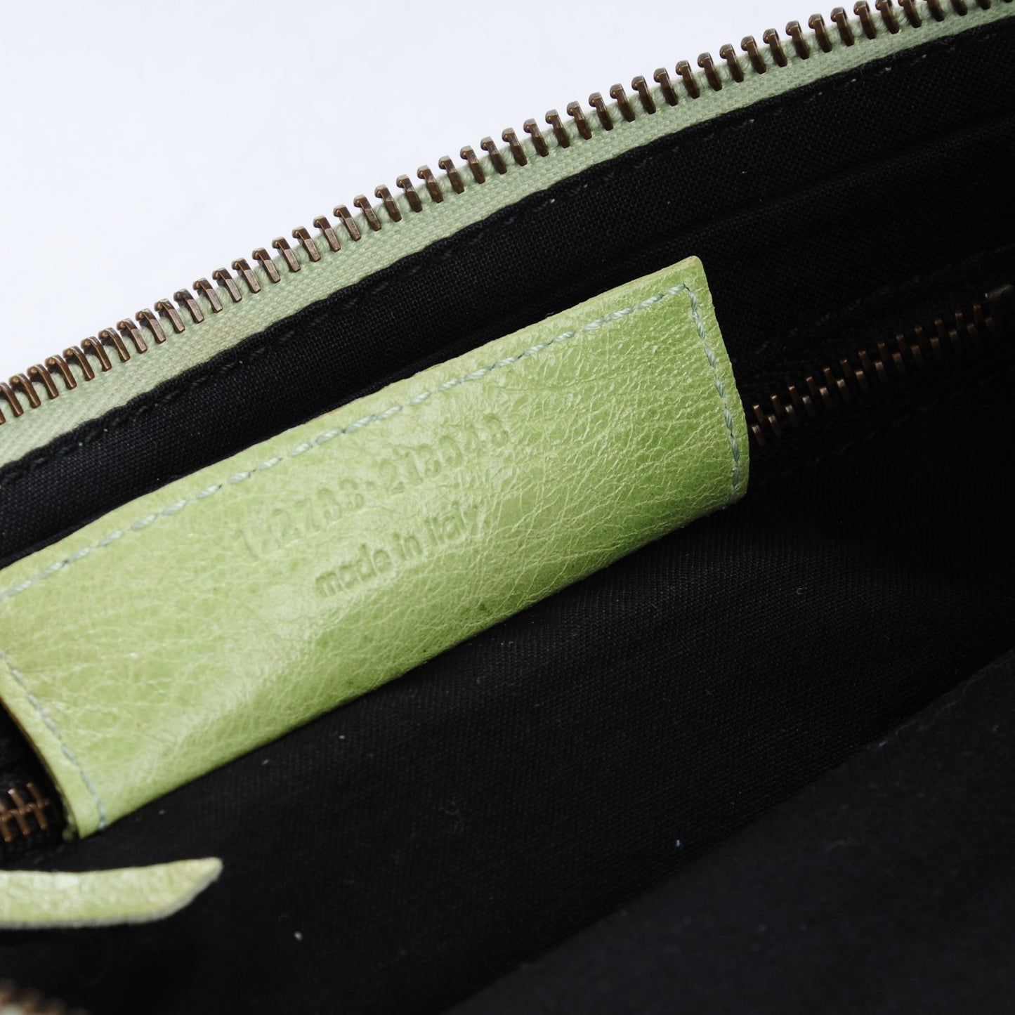 Chevre Flat Handle Clutch Pistachio